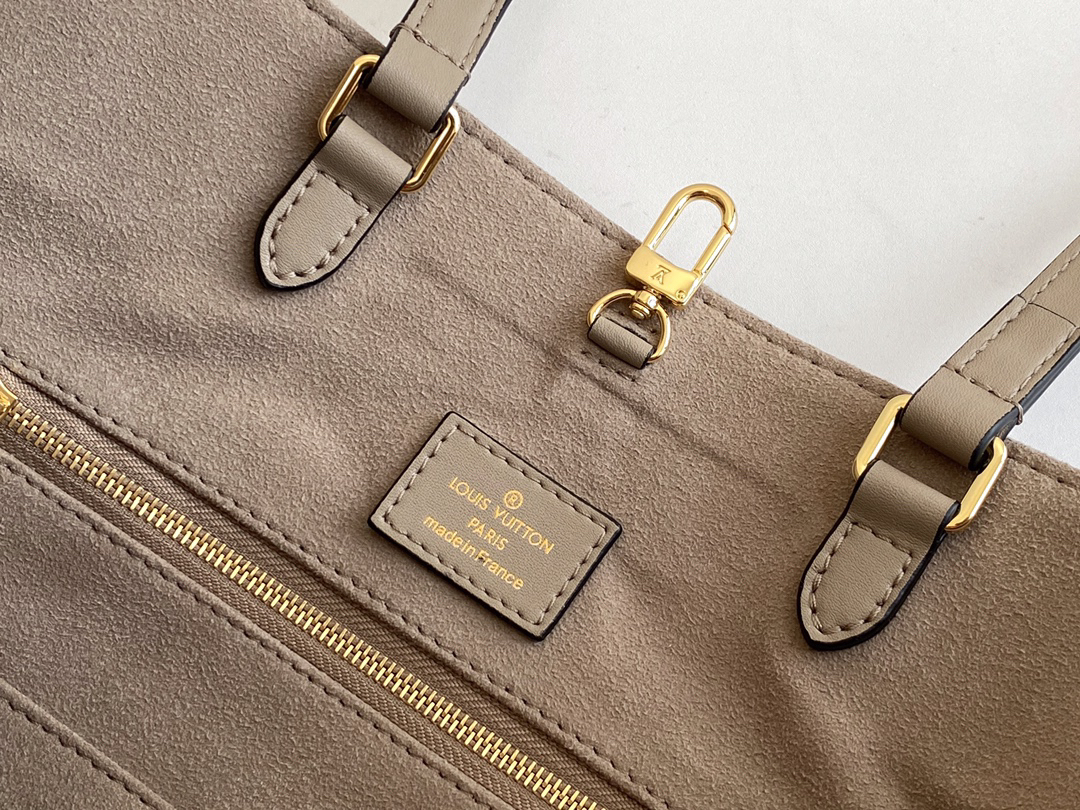Louis Vuitton OnTheGo MM Tote Bag - Image 8