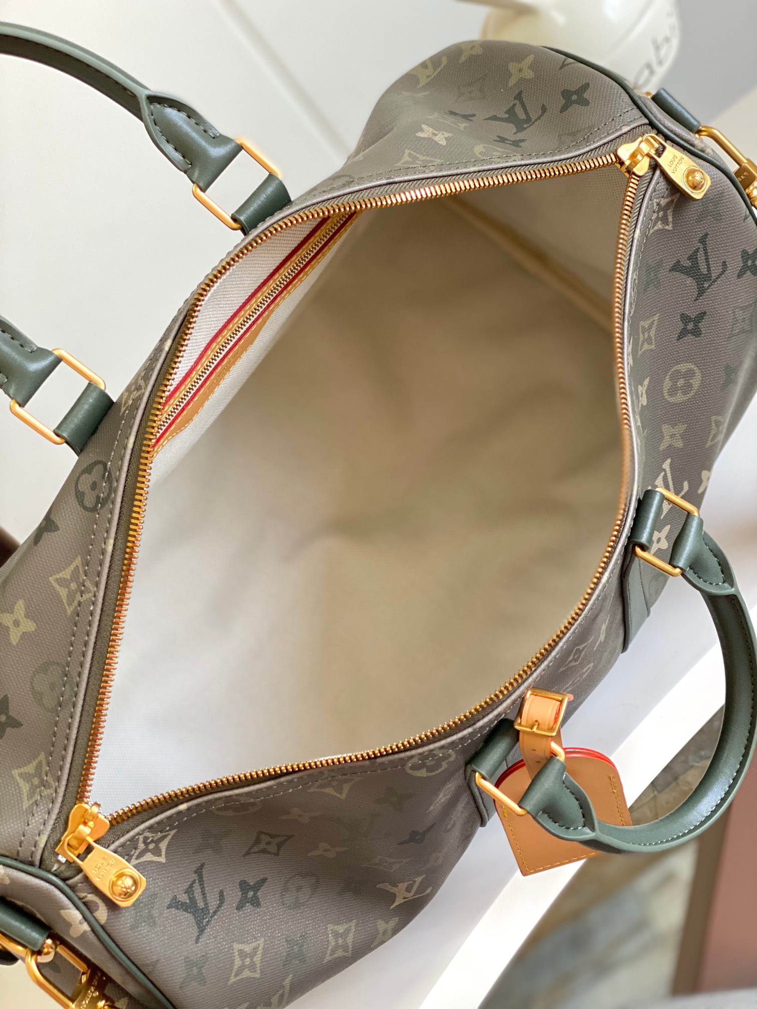 Louis Vuitton Keepall Bandoulière 45 Travel Bag in Green Monogram Surplus Canvas - Image 8