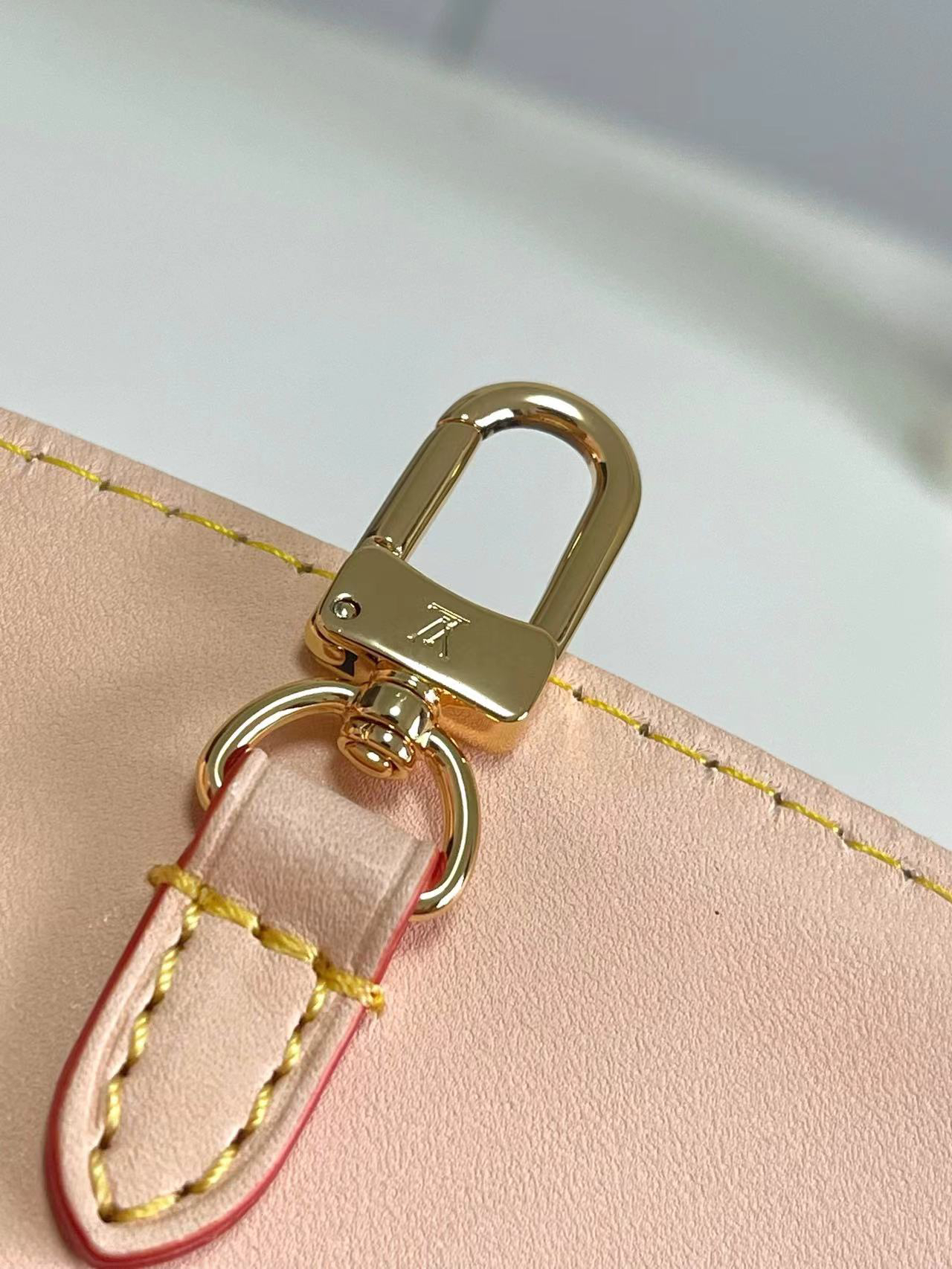Louis Vuitton Onthego MM Handbag - Image 8