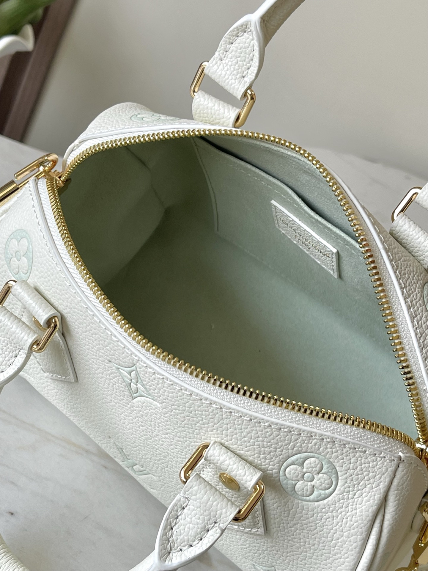Louis Vuitton Speedy Bandoulière 20 Monogram Empreinte Leather Bag - Image 8