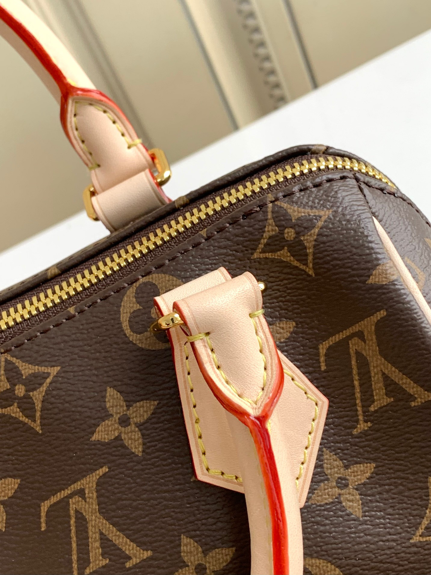 Louis Vuitton Speedy Bandoulière 20 Monogram Crossbody Bag - Image 8
