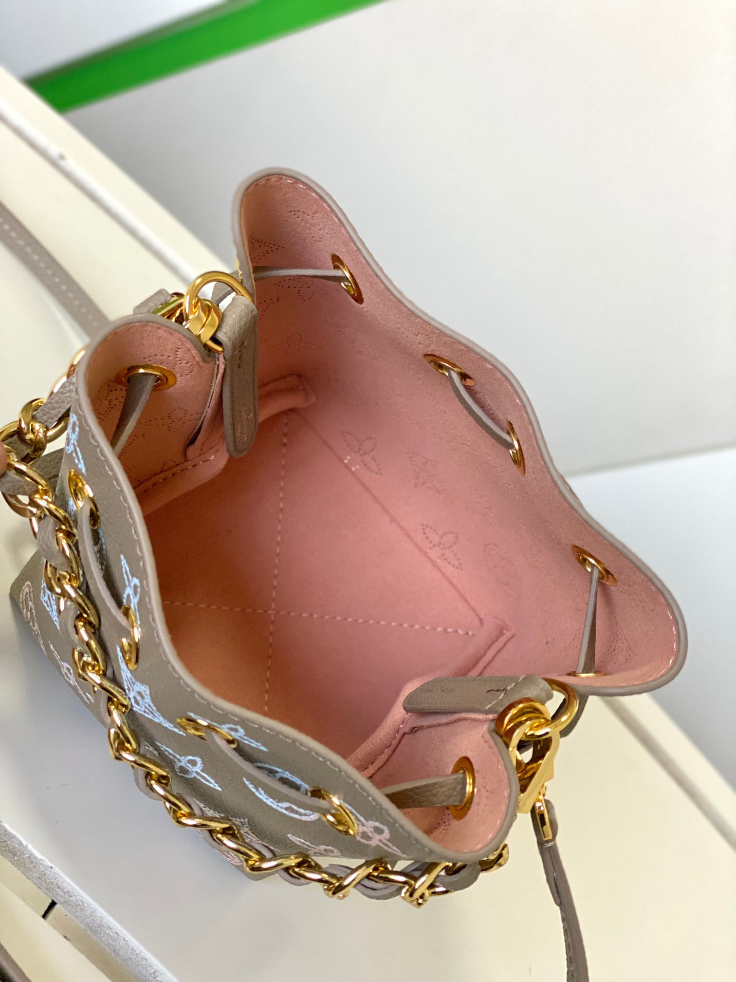Pico Bella Bucket Crossbody Bag M82744 / 82731 in Black Gradient Laser-Cut Calfskin - Image 8