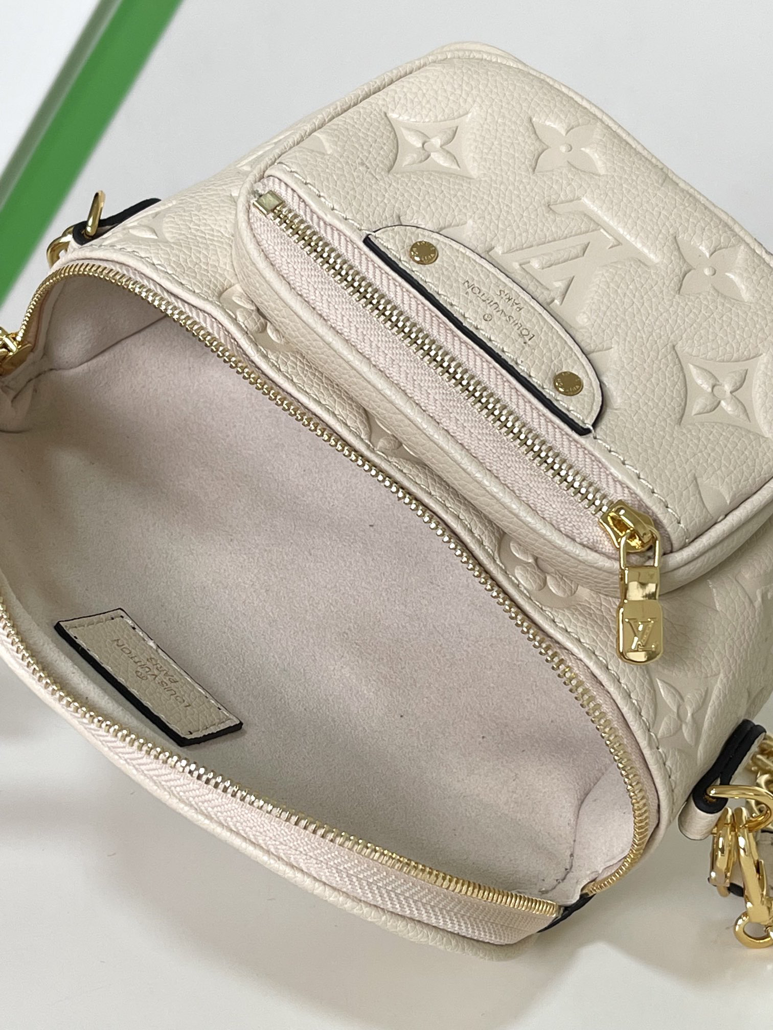 Louis Vuitton Mini Bumbag M85636 - Image 8