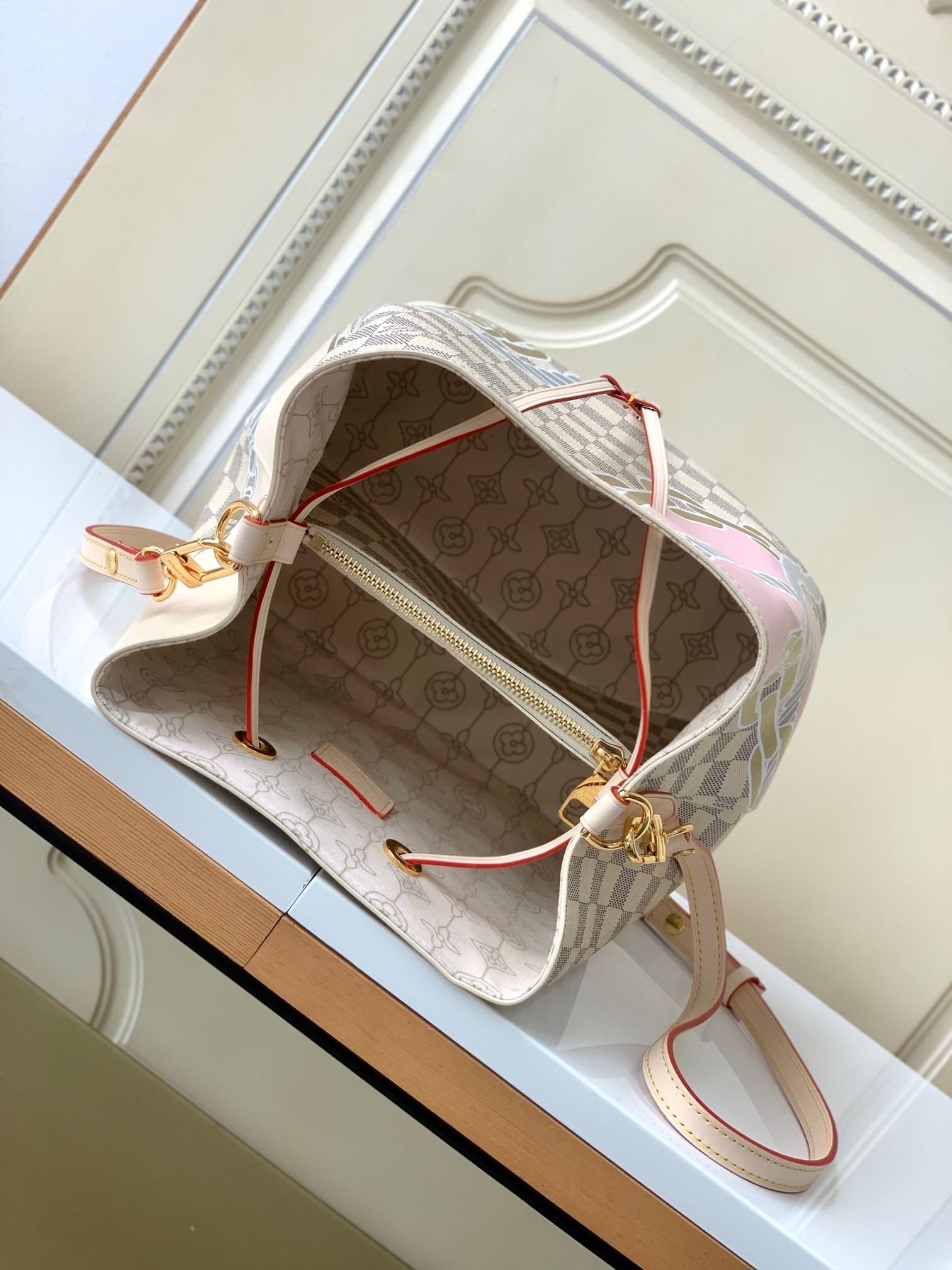 Louis Vuitton Neverfull White Checkerboard Printed Leather Tote Bag - Image 8