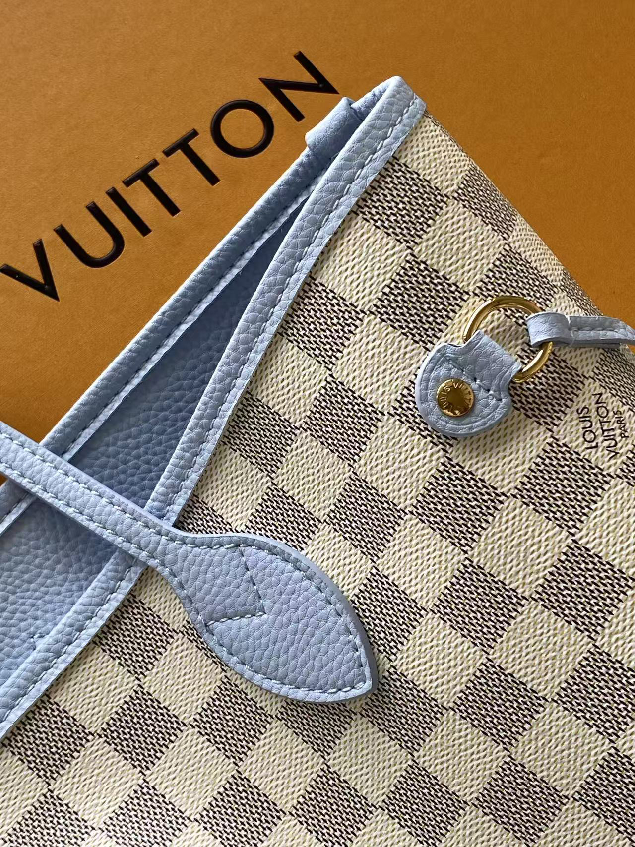 Louis Vuitton Neverfull Bandoulière Inside Out BB Handbag - Image 8