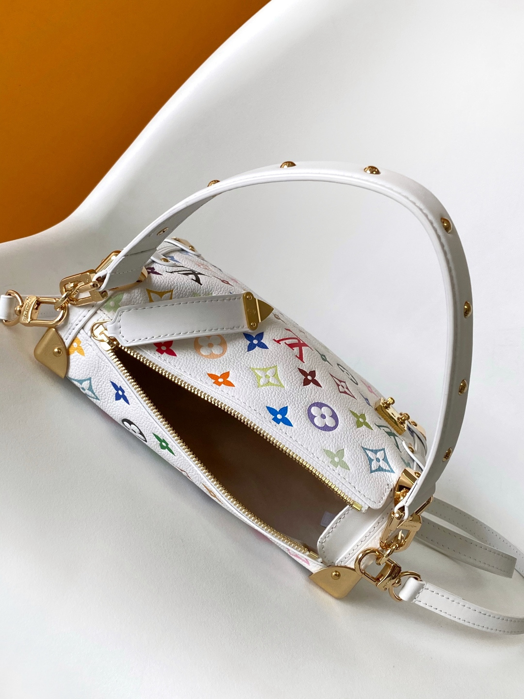 Louis Vuitton Side Trunk Medium Handbag M14046 - Image 8