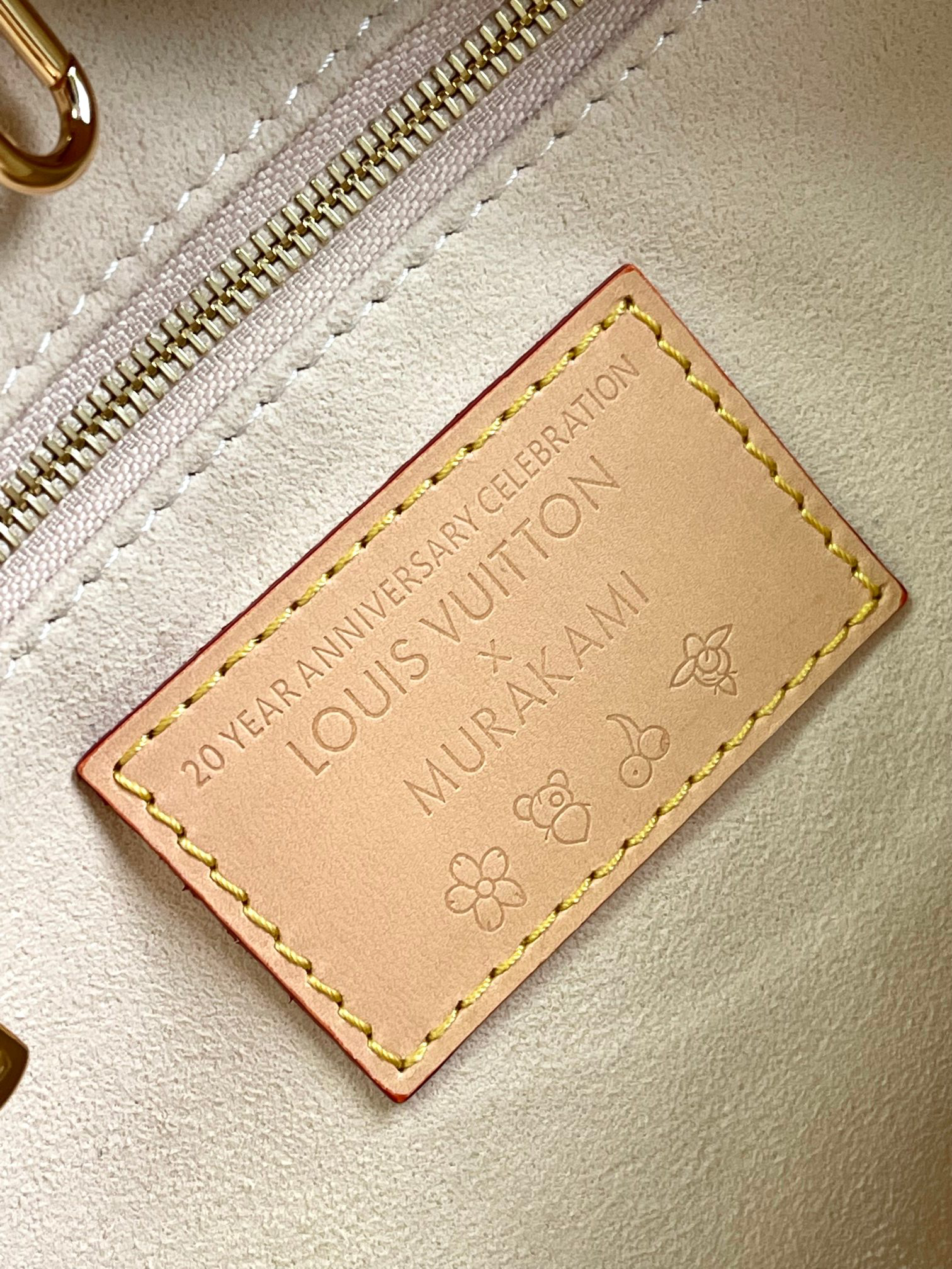 Louis Vuitton x Takashi Murakami OnTheGo MM Tote Bag - Image 8