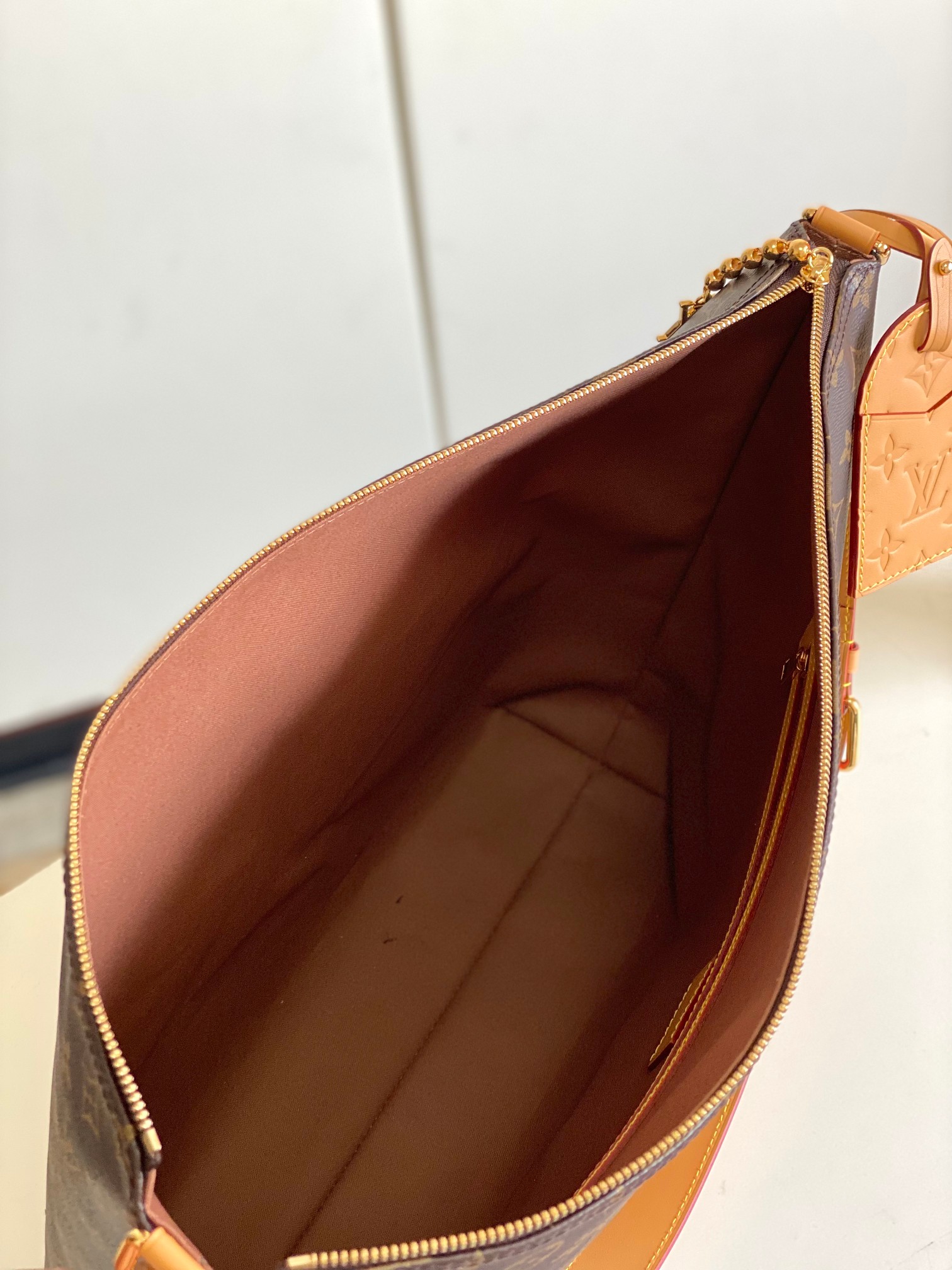 Louis Vuitton Métis M14018 Handbag in Monogram Canvas and Leather - Image 8
