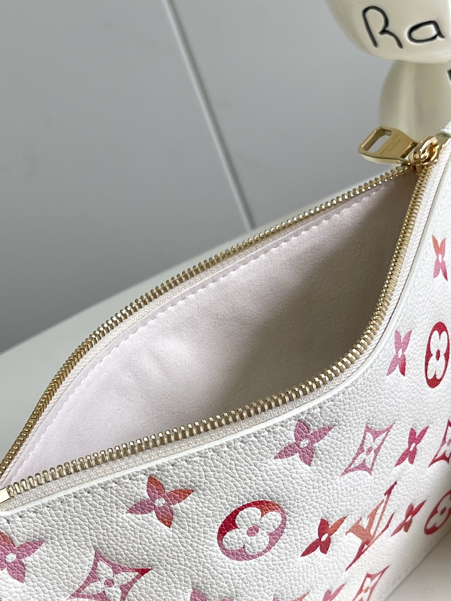 Louis Vuitton Neverfull MM Tote Bag in Monogram Empreinte Sunrise Aquarelle Leather - Image 8