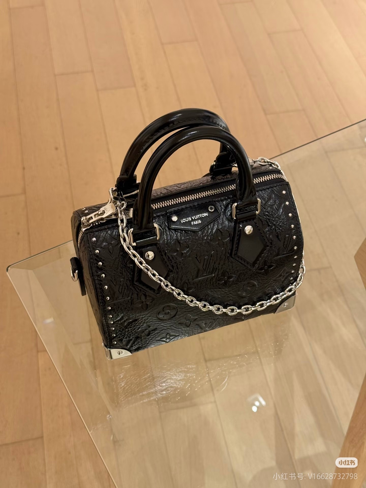 Louis Vuitton Speedy Trunk 20 Leather Crossbody Bag - Image 8