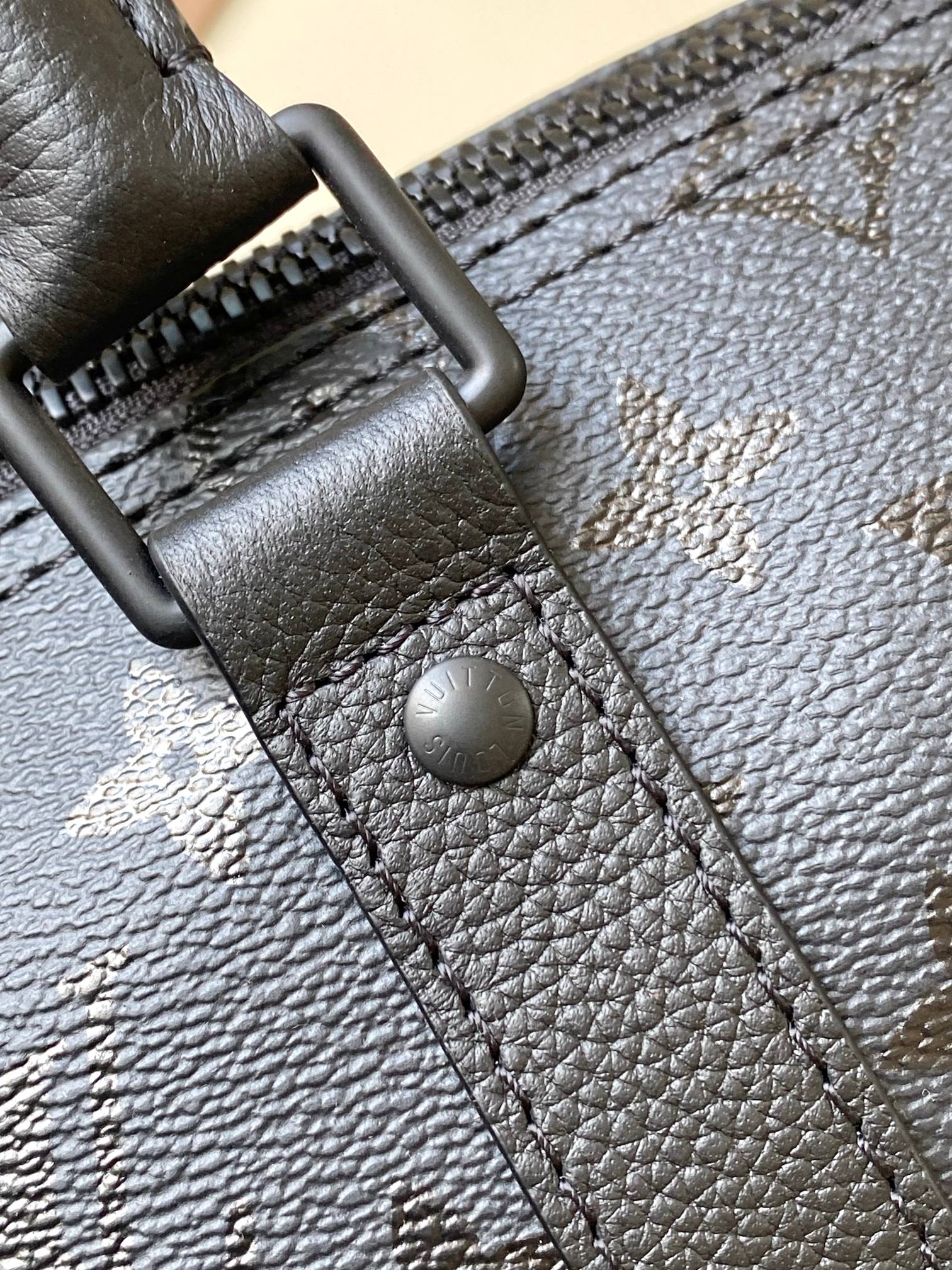 Keepall Bandoulière 25 Shoulder Bag - Image 8