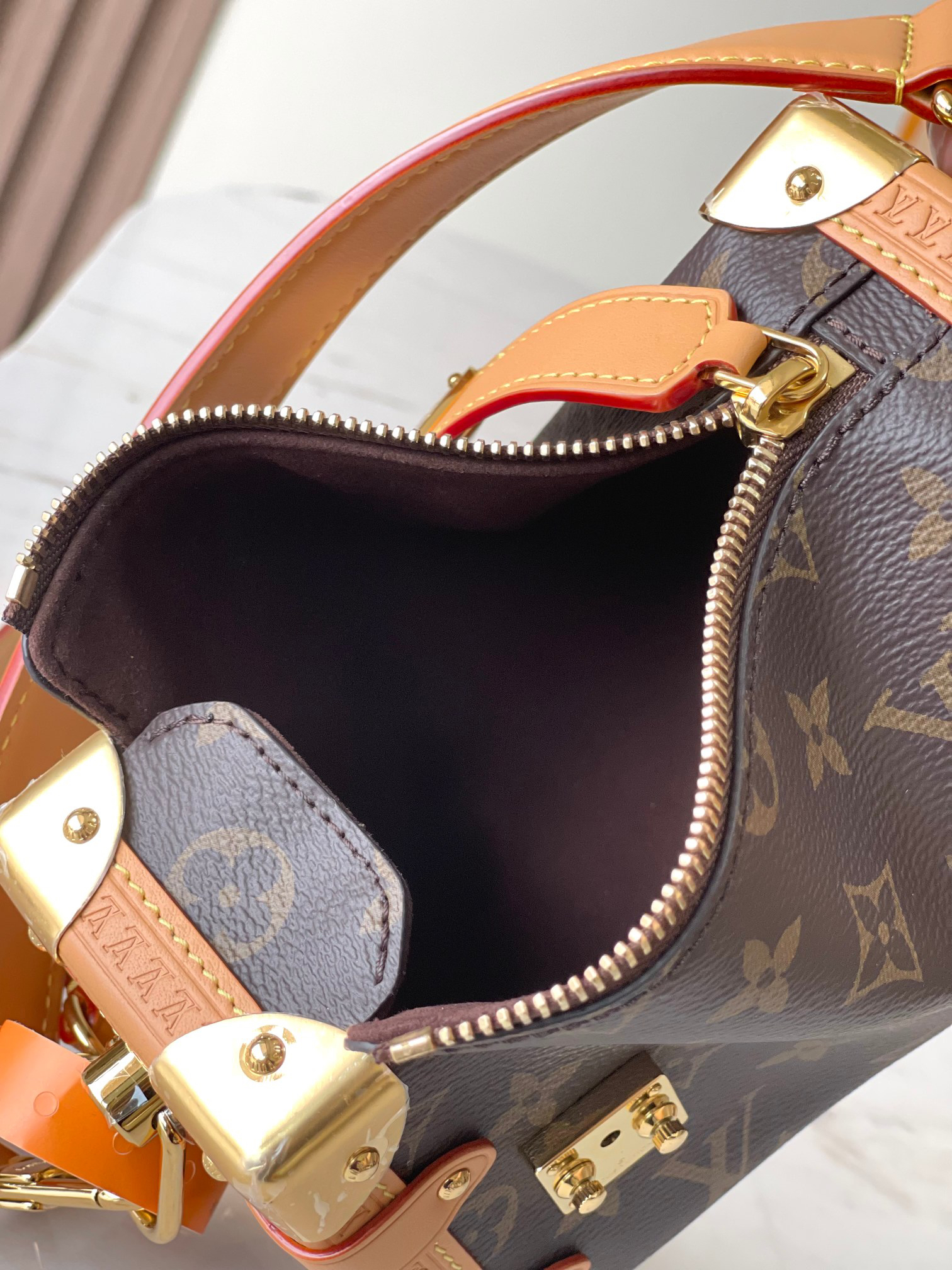 Side Trunk Mini Handbag - Image 8