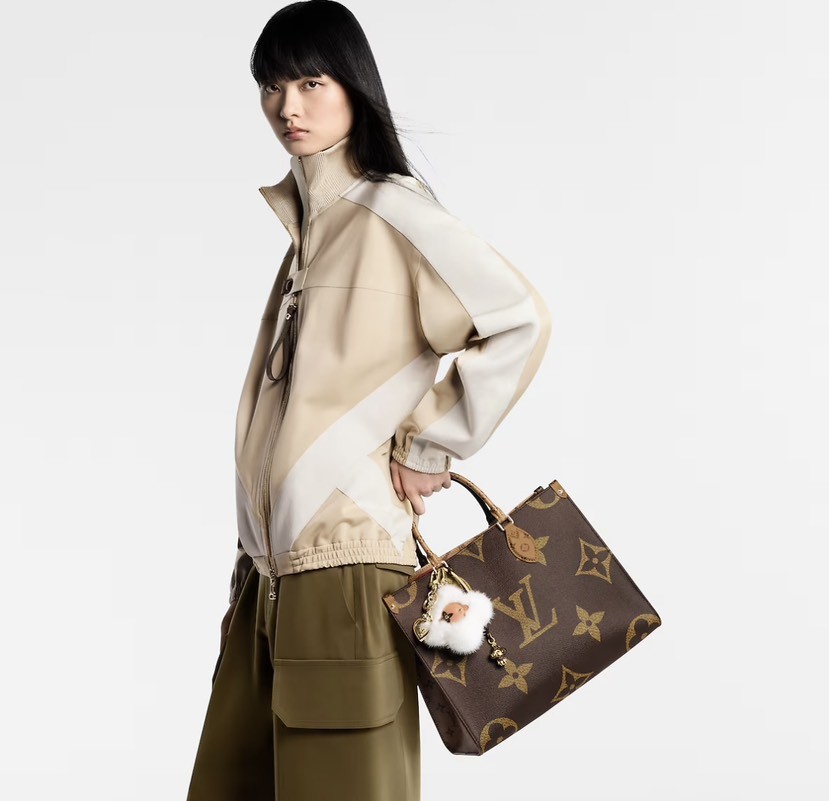 Louis Vuitton Onthego Tote Bag M45321 - Image 8