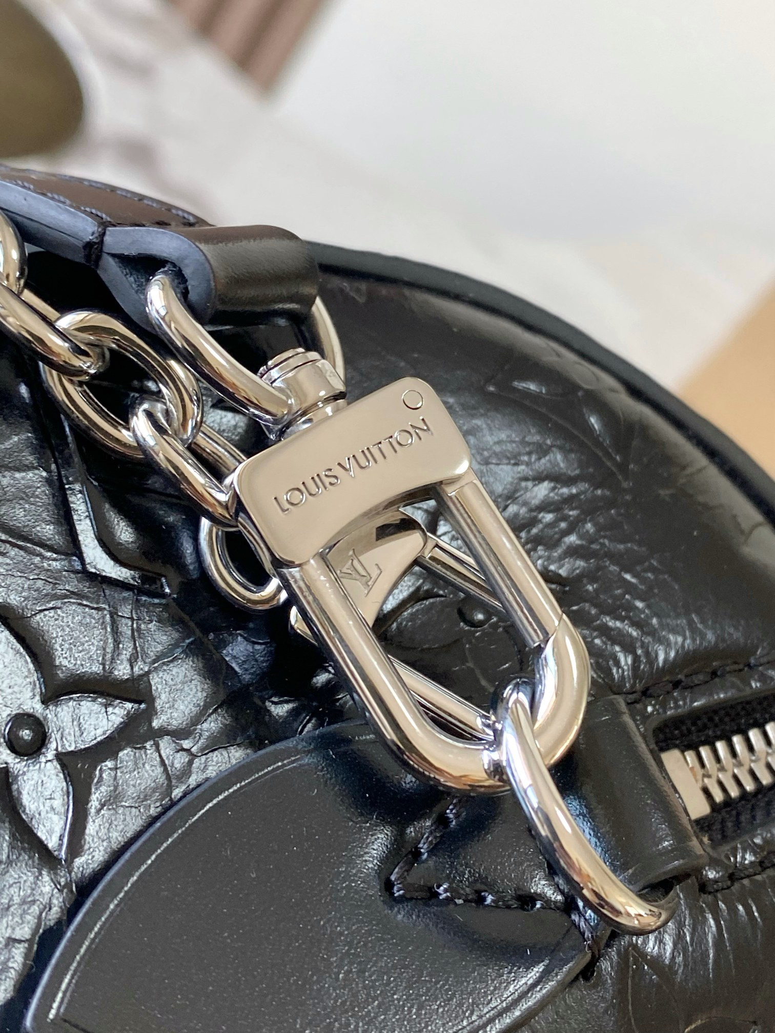 Louis Vuitton Speedy Trunk 20 Handbag - Image 8