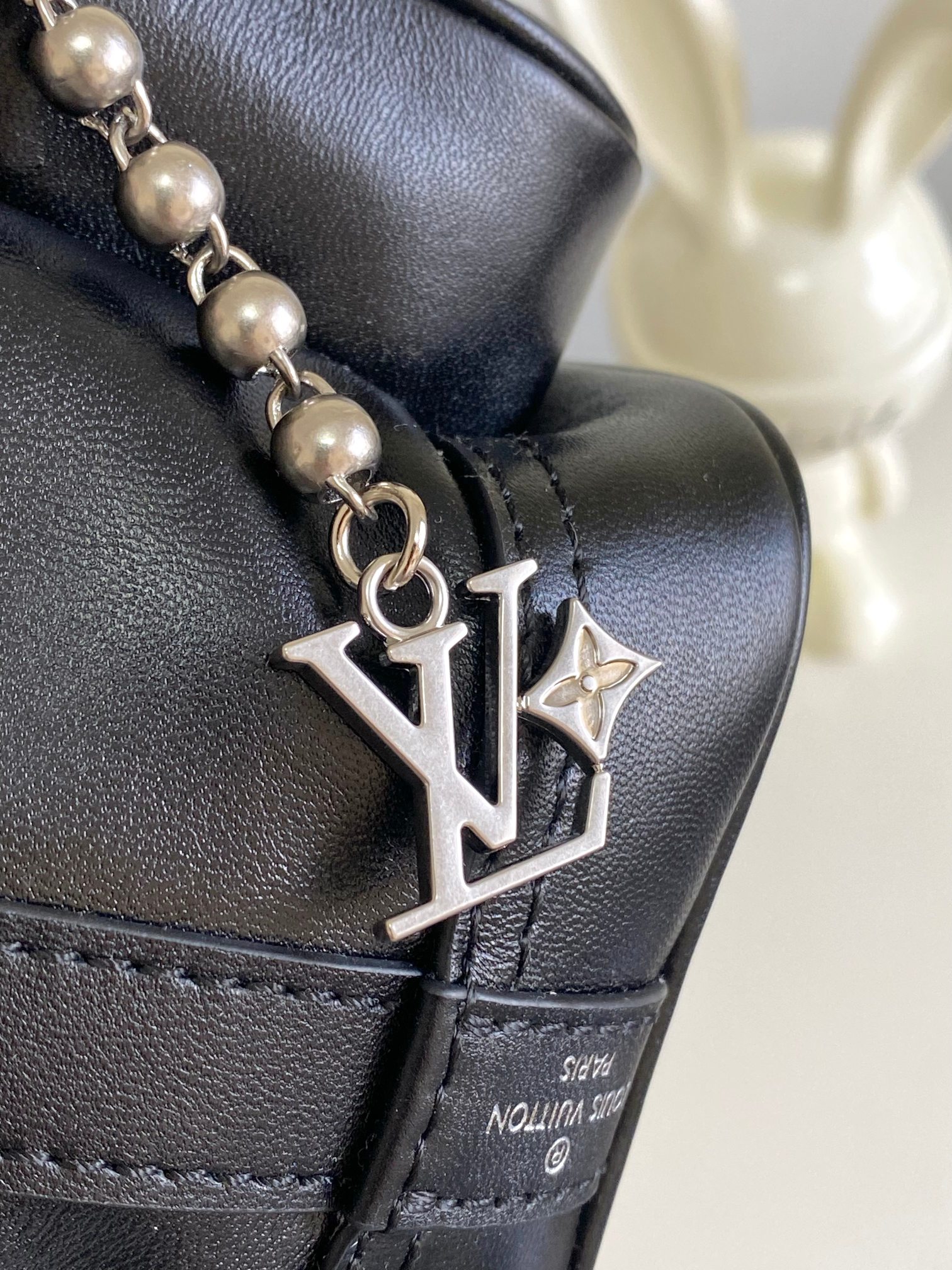 Louis Vuitton Noé Cargo Small Bucket Bag - Image 8