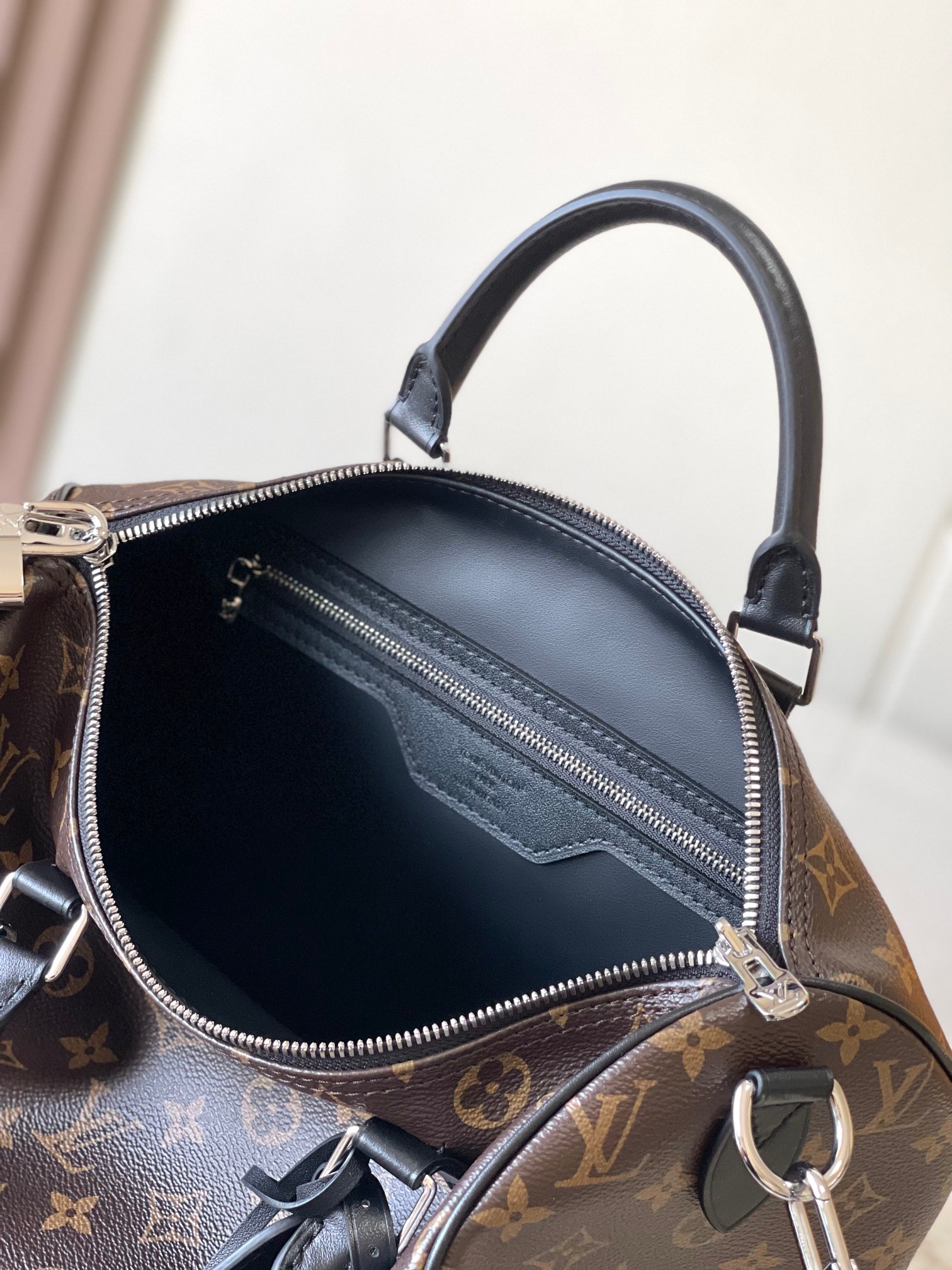 Speedy Soft 30 Handbag - Image 8
