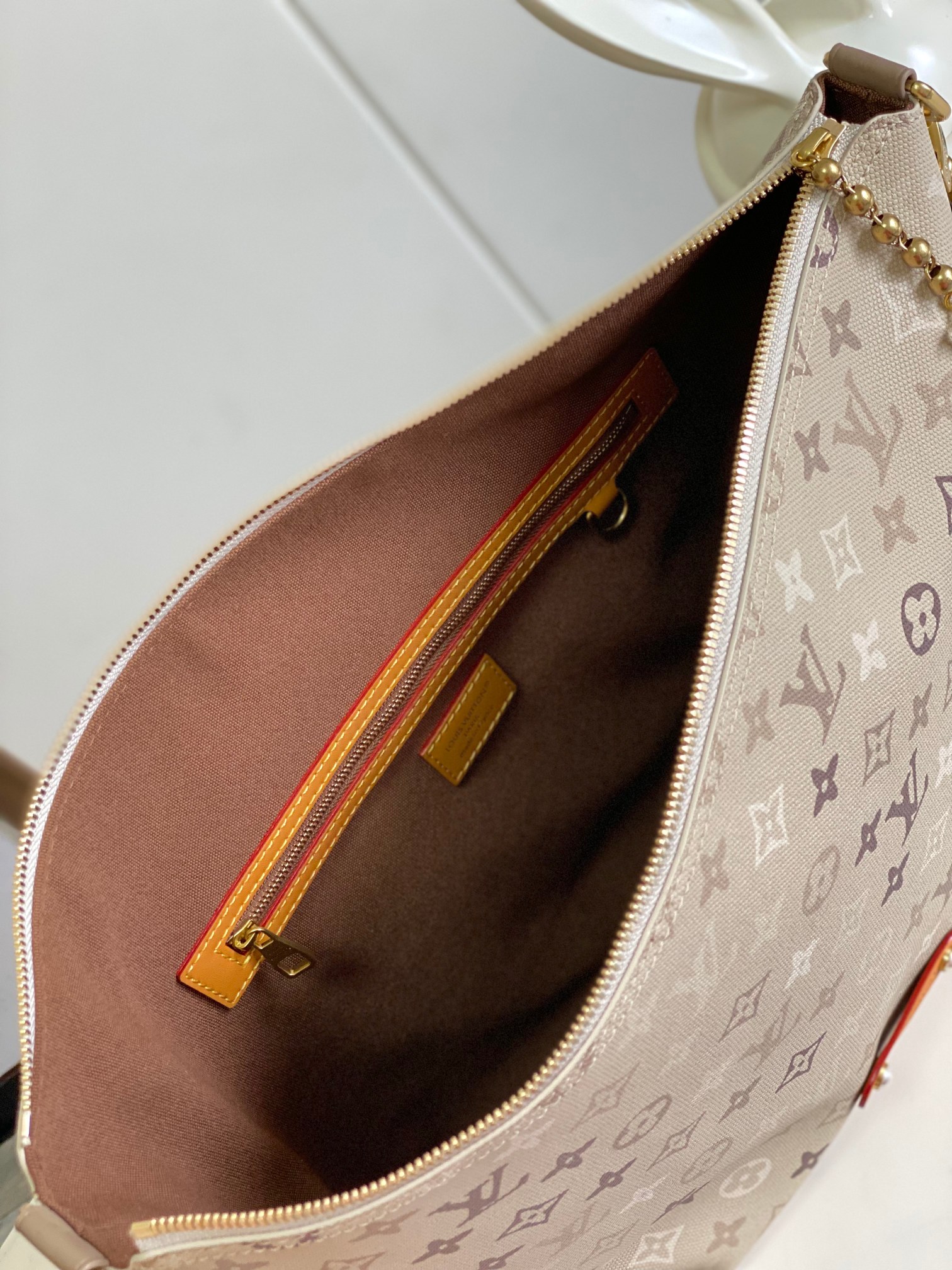 Louis Vuitton Métis Handbag - Image 8