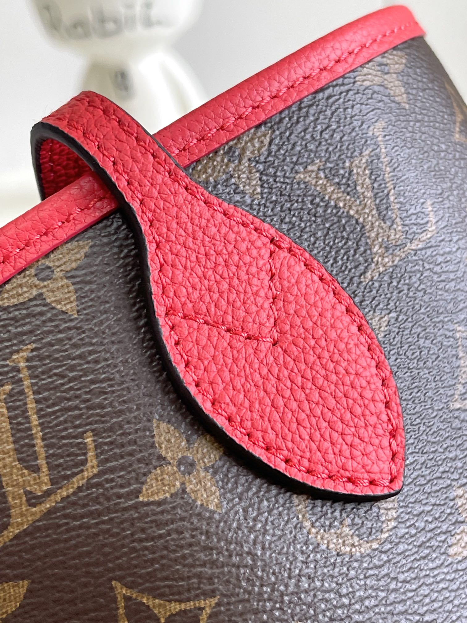 Neverfull MM Tote Bag in Damier Azur Canvas - Image 8