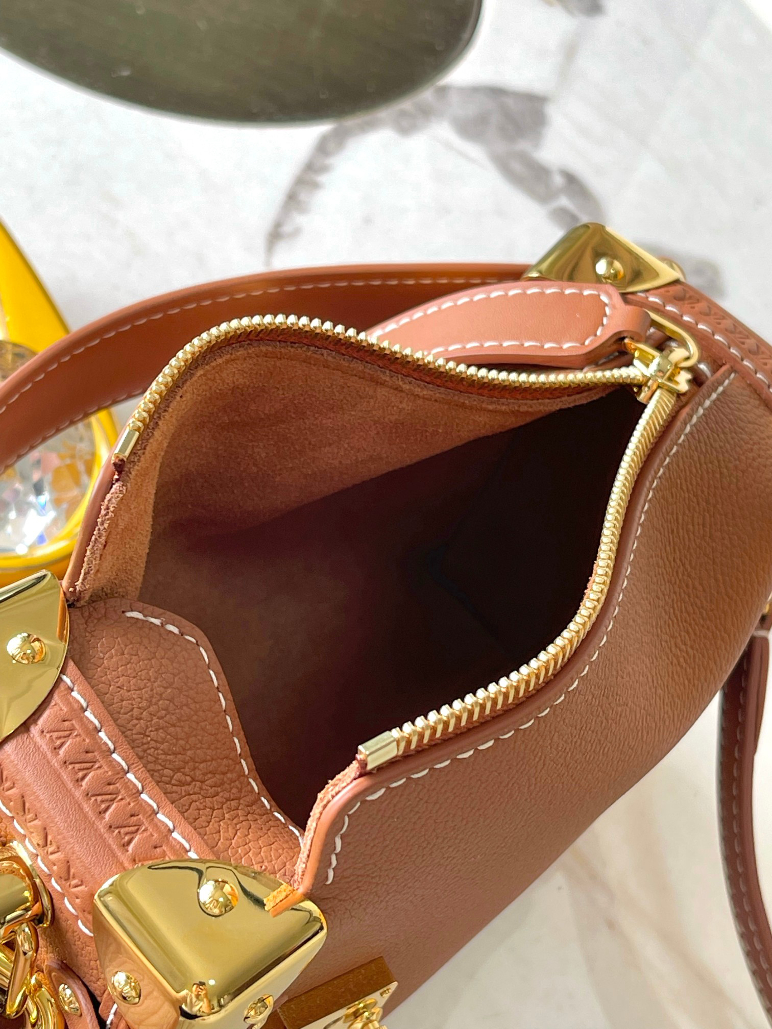 Side Trunk Crossbody Bag - Image 8