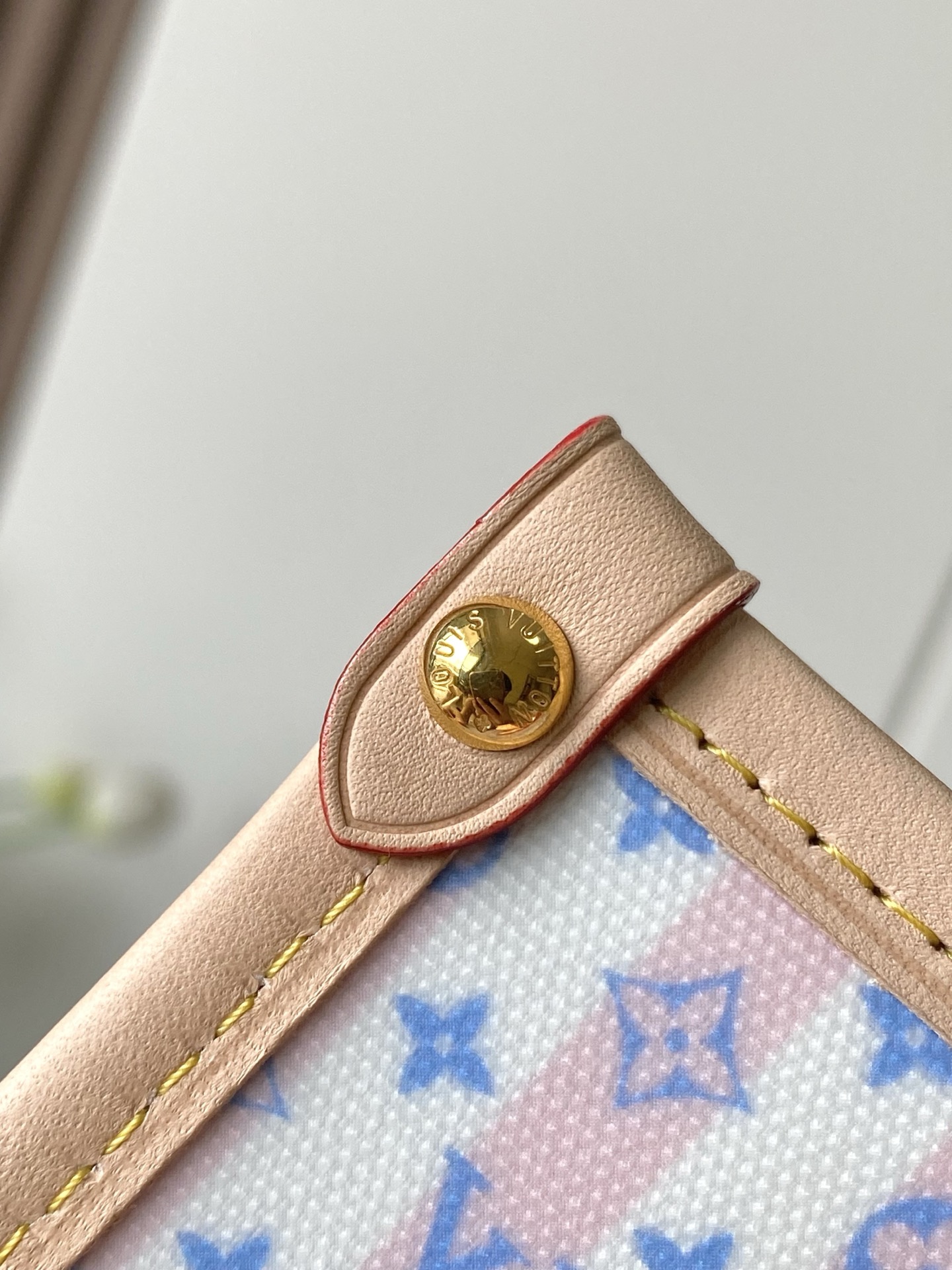 Louis Vuitton All In BB Handbag in Pink Monogram Canvas - Image 8