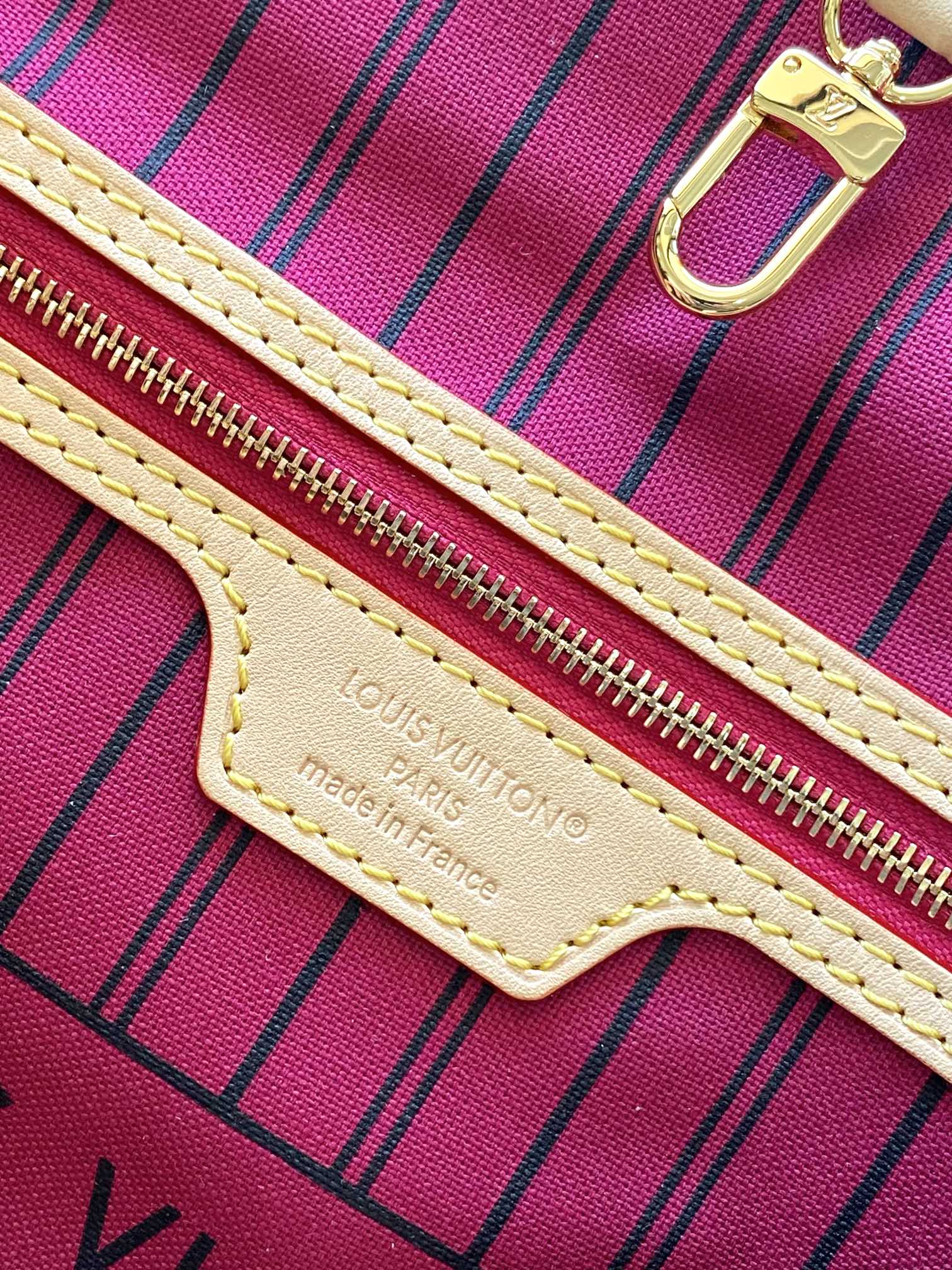 Neverfull MM Tote Bag in Damier Azur Canvas - Image 8