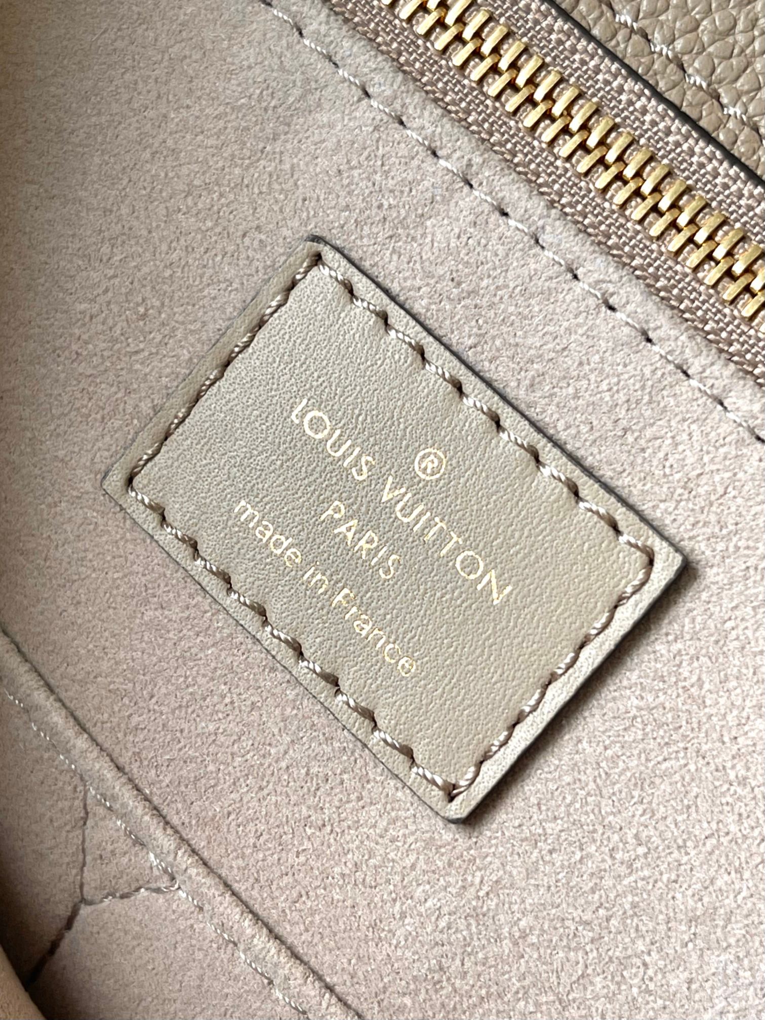 Louis Vuitton Onthego Medium Tote Bag - Image 8