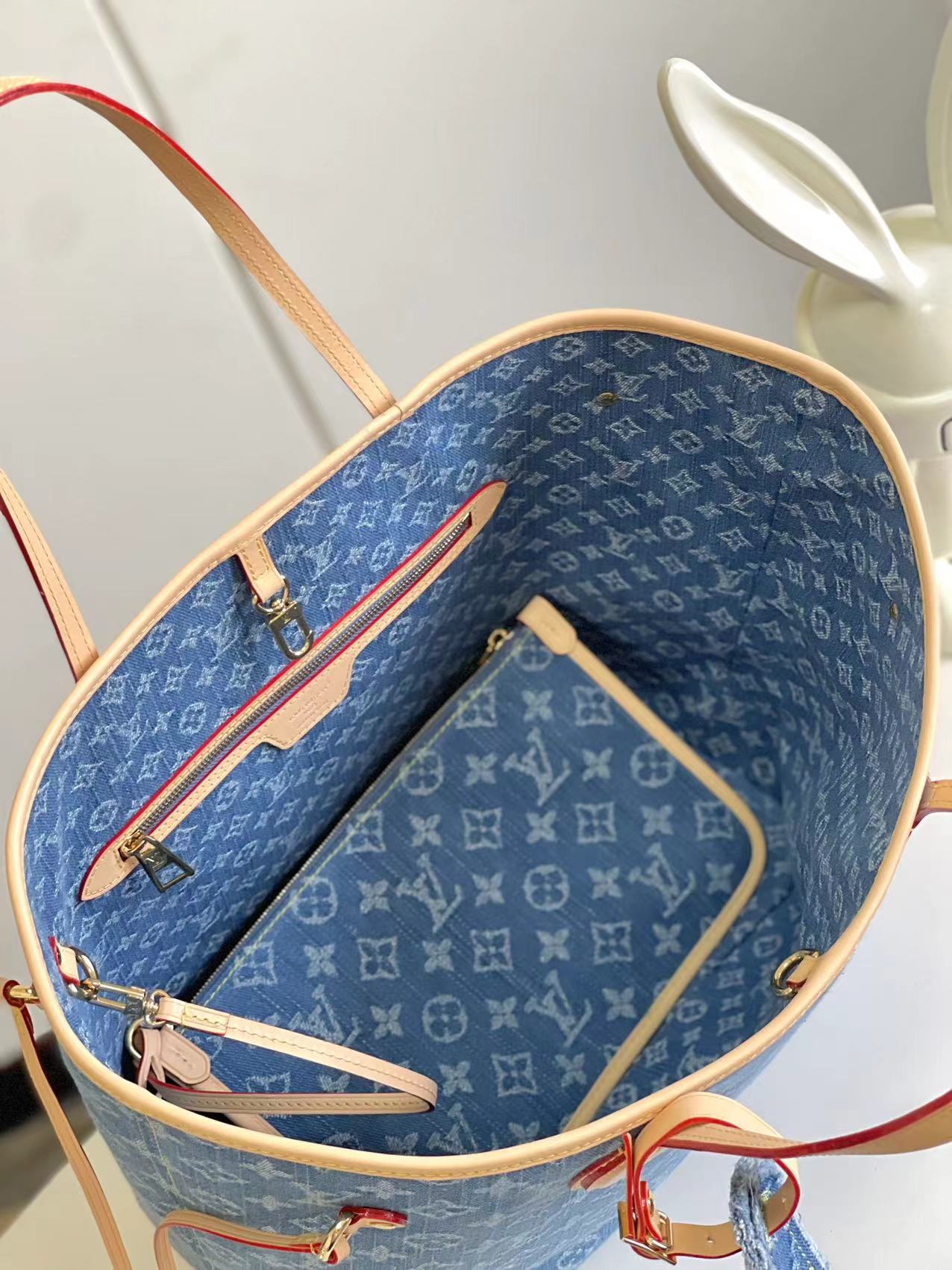 Louis Vuitton Neverfull MM Tote Bag in Blue Monogram Denim - Image 8