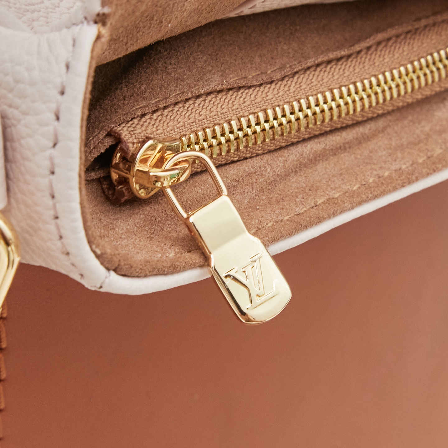 Louis Vuitton Ivy Wallet On Chain M29502 - Image 8