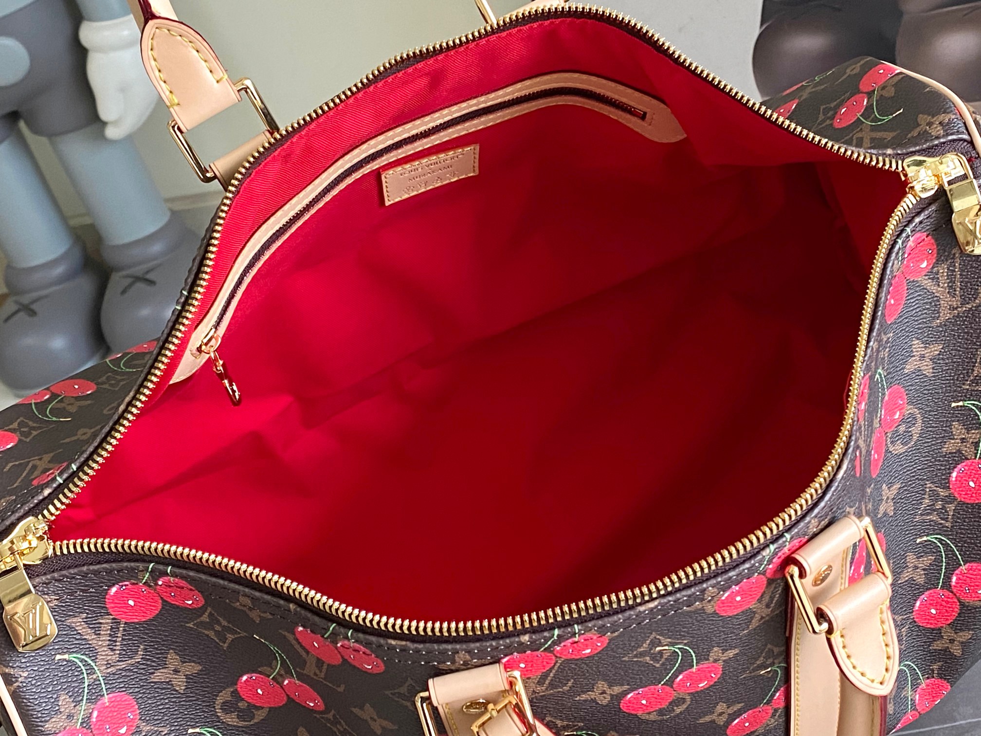 Louis Vuitton Keepall Bandoulière 45 Travel Bag - Image 8