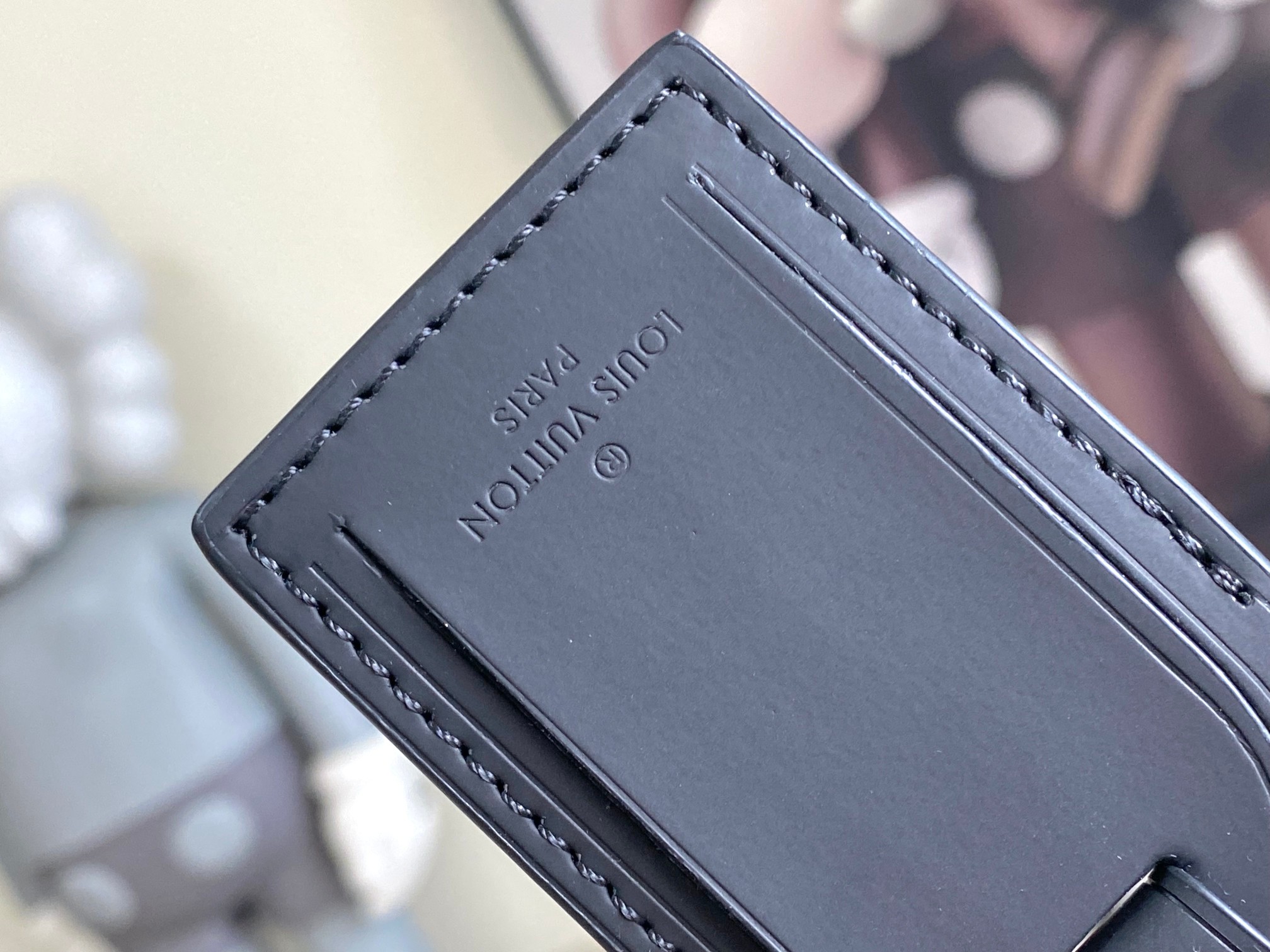 Louis Vuitton Keepall Bandoulière 50 Travel Bag - Image 8