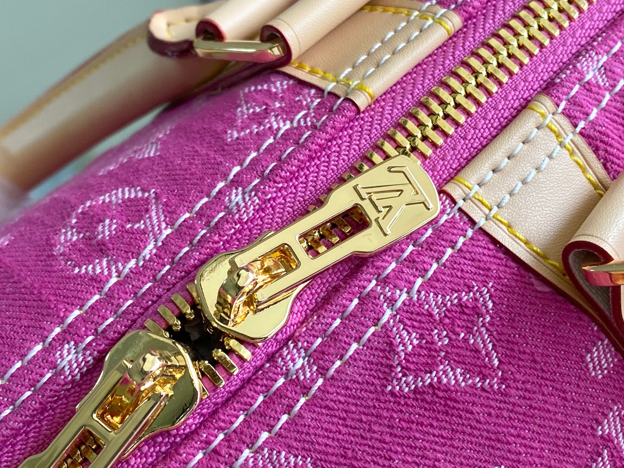 Louis Vuitton Keepall Bandoulière 45 Travel Bag in Light Blue Denim - Image 8