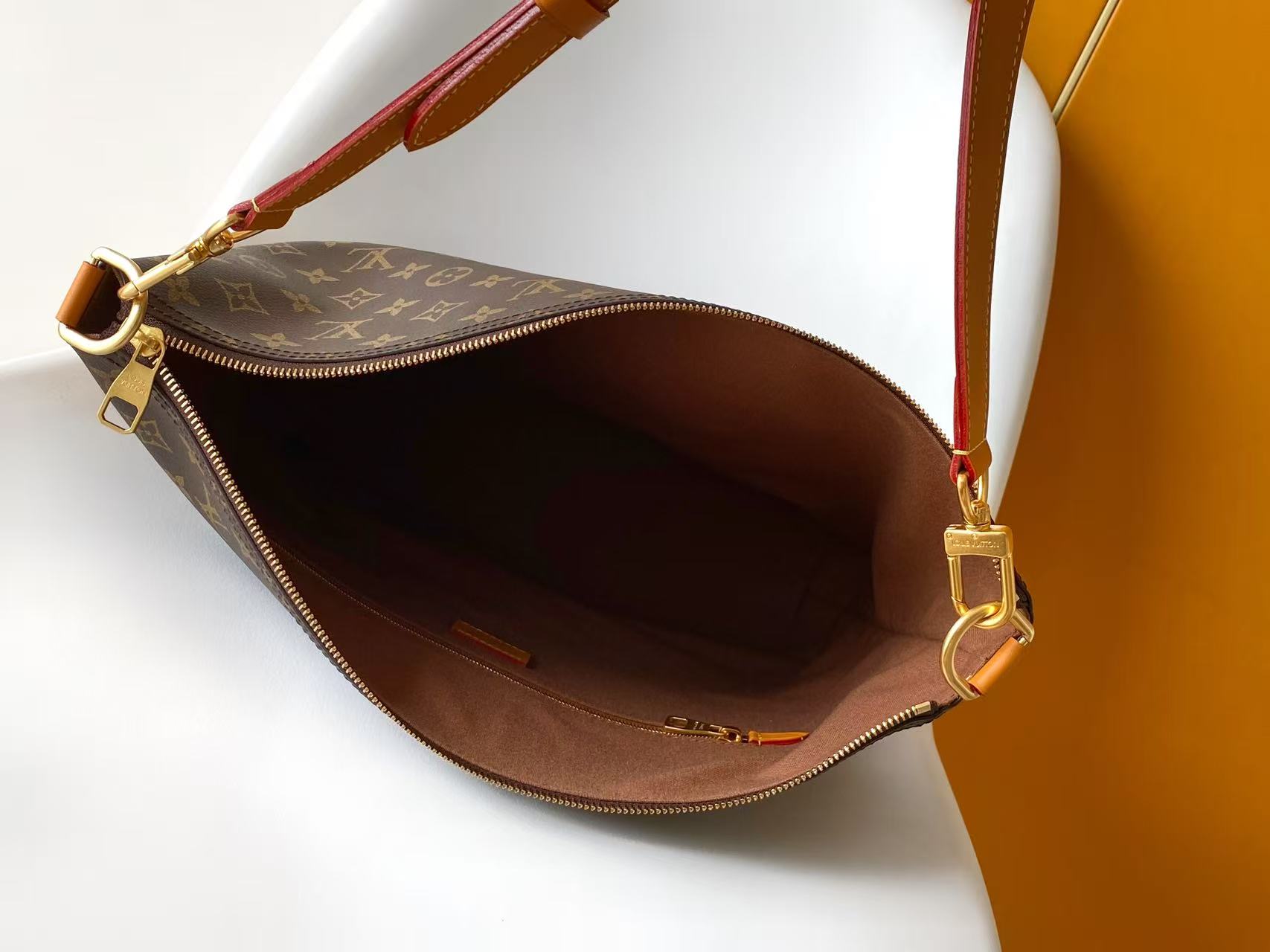 Louis Vuitton Métis Handbag M29596 - Image 8