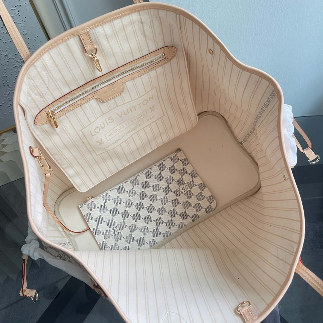 Louis Vuitton Neverfull Large Tote Bag in Damier Azur Canvas - Image 8