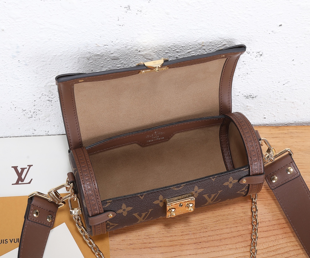 Louis Vuitton Papillon Trunk Handbag - Image 8