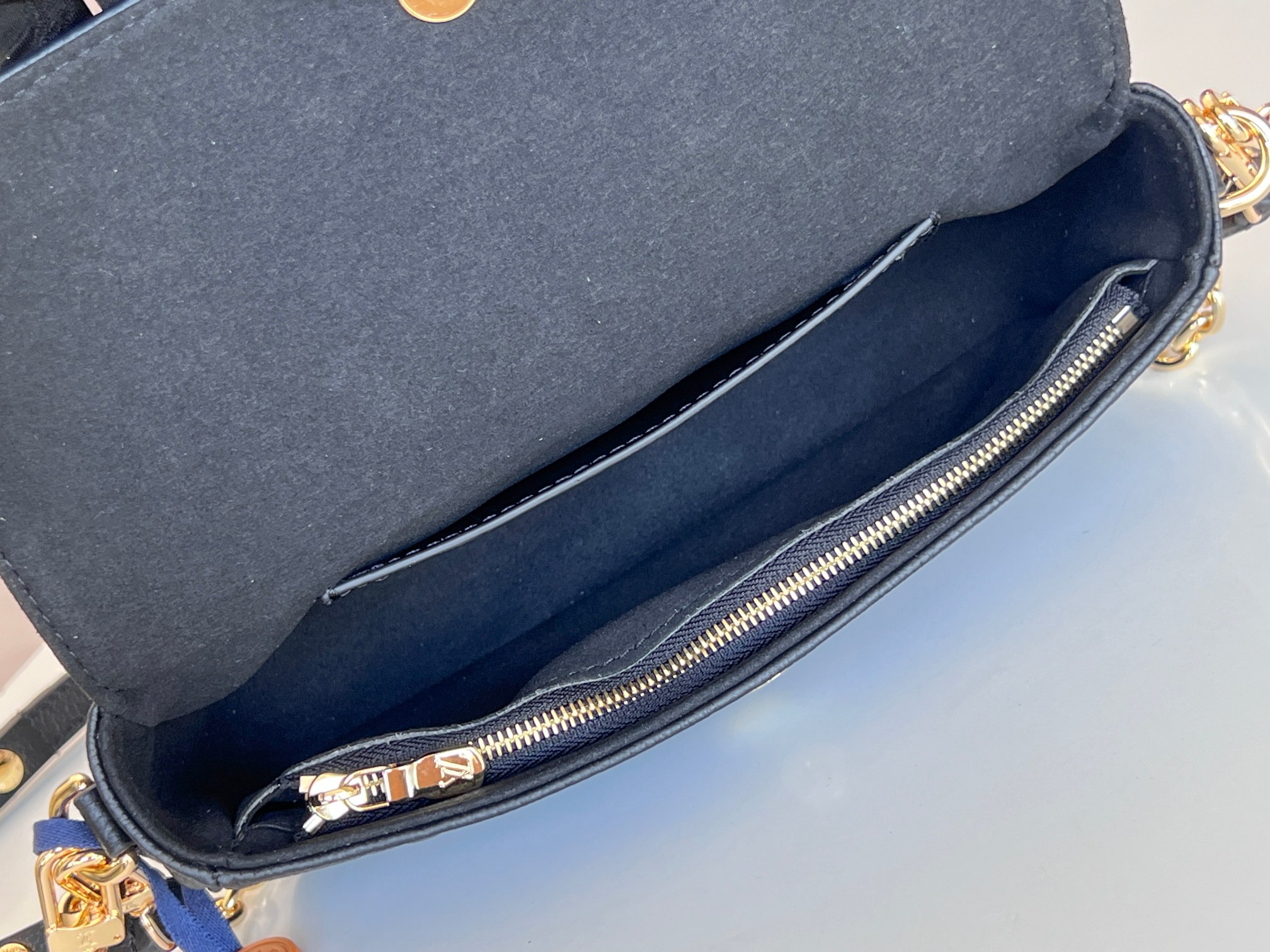 Louis Vuitton Wallet on Chain Ivy Shoulder Bag - Image 8