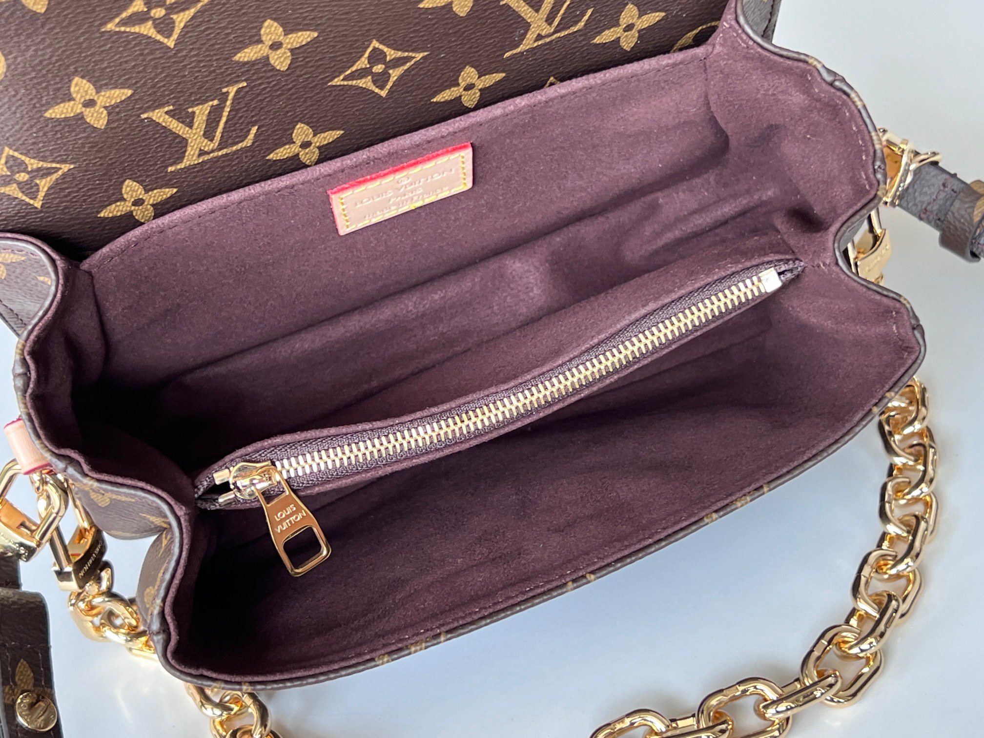 Louis Vuitton Pochette Métis Mini Monogram Canvas Crossbody Bag - Image 8