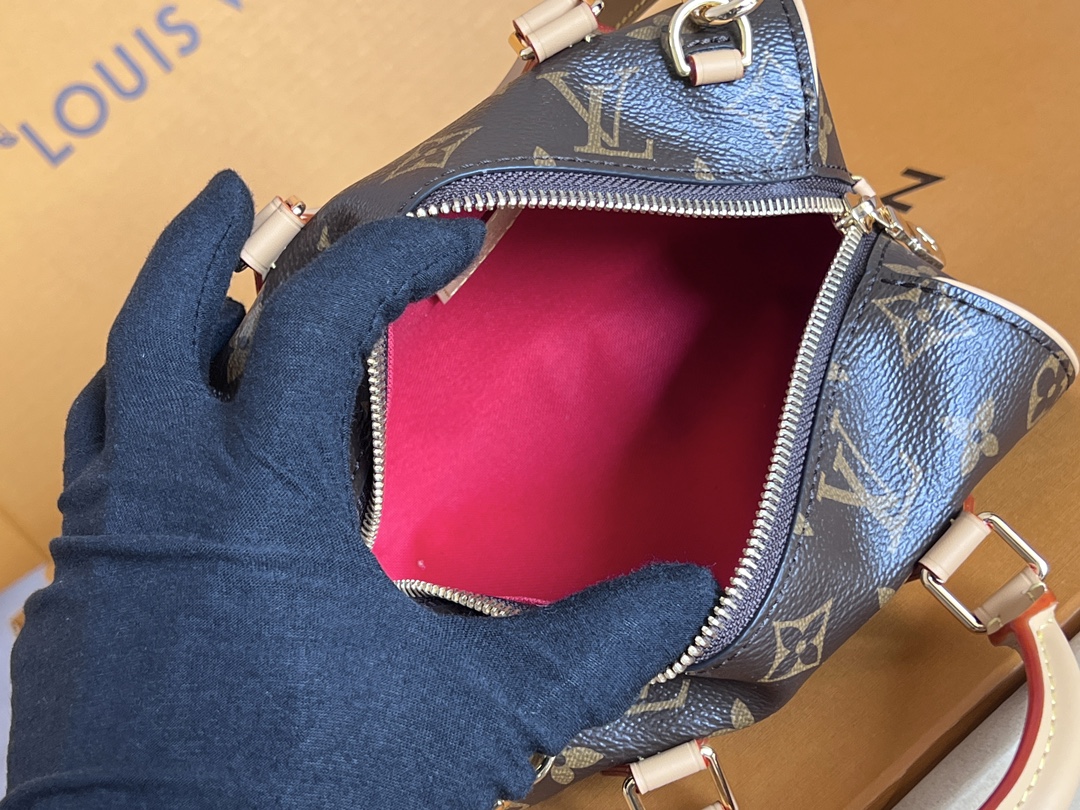 Louis Vuitton Nano Speedy Heart Bag in Monogram Empreinte Leather - Image 8