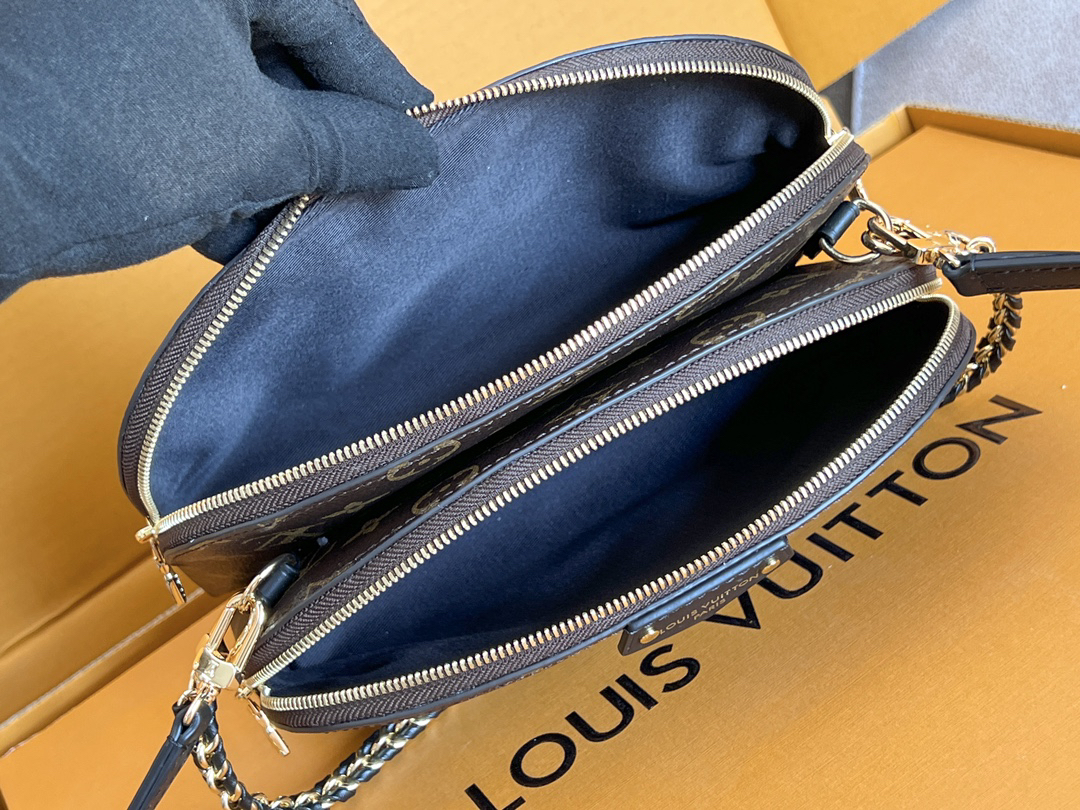 Louis Vuitton Alma Handbag with Woven Chain - Image 8
