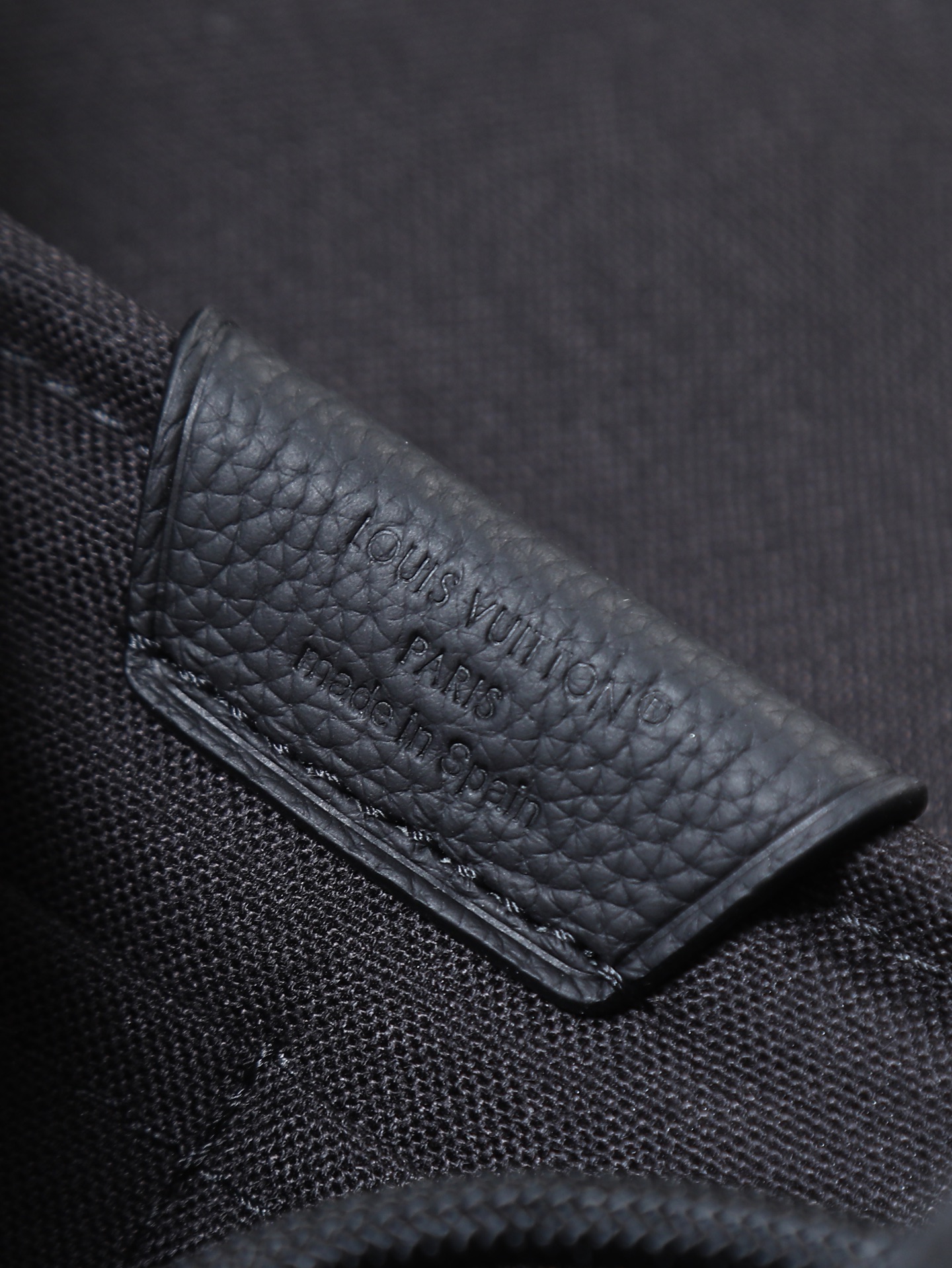 Louis Vuitton Fastline M15262 Black Leather Backpack - Image 8