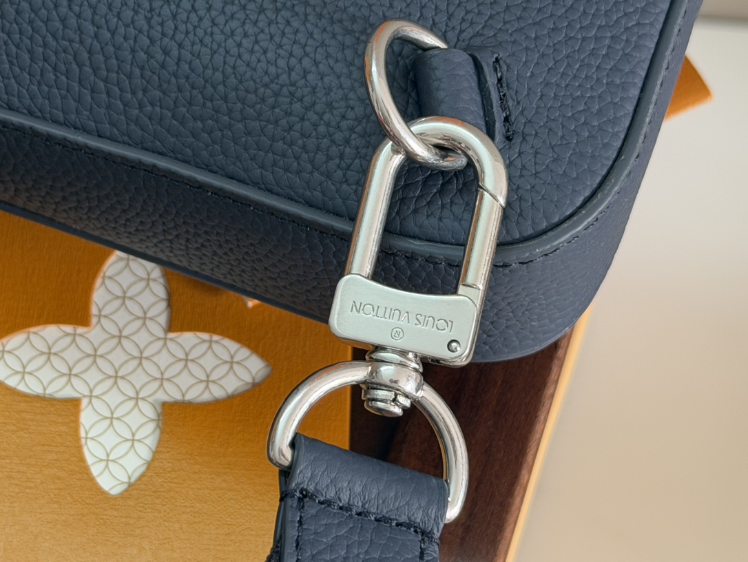 Louis Vuitton Avenue Sling Bag PM in Blue - M15256 - Image 8