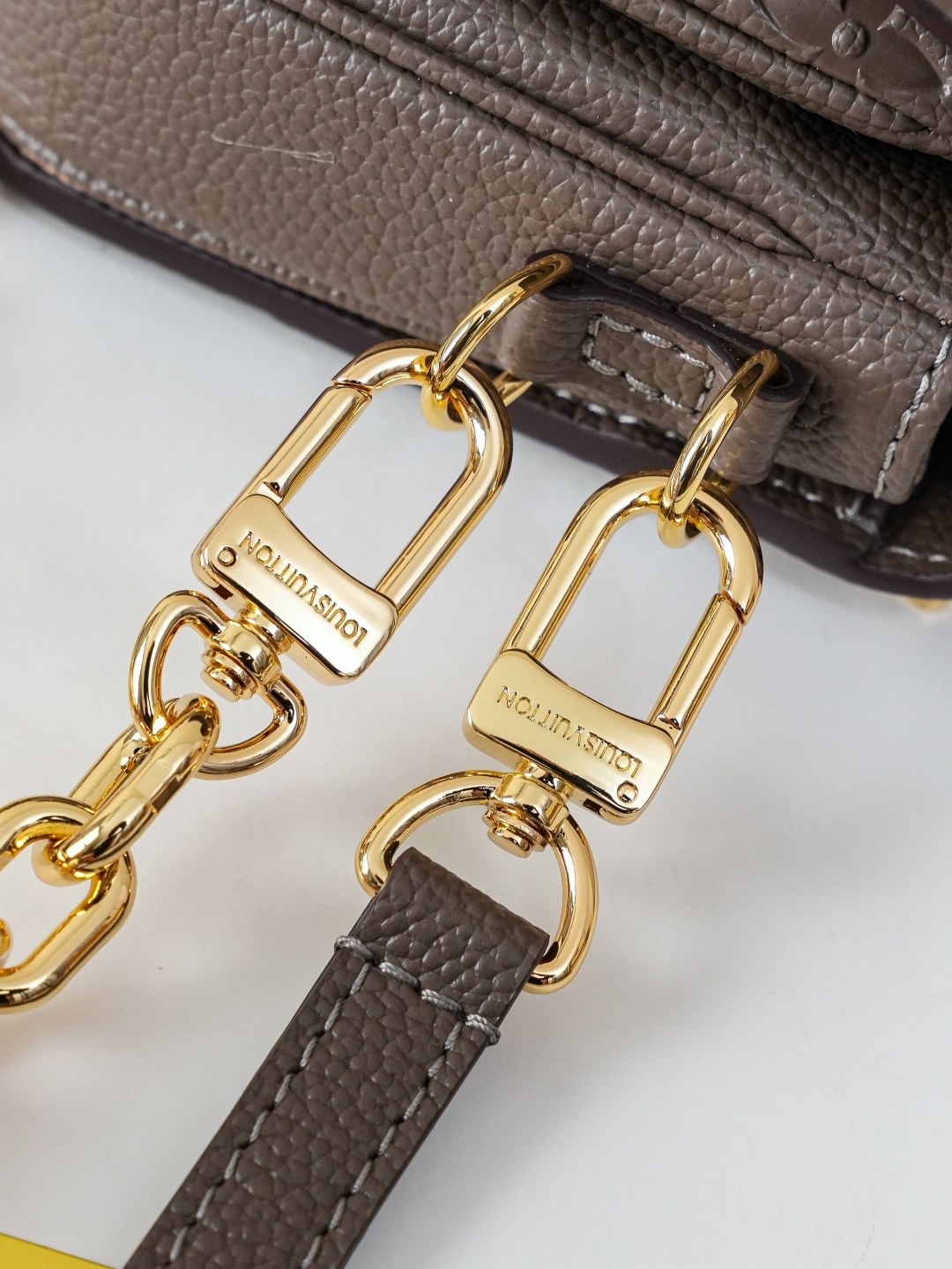 Louis Vuitton Pochette Métis East West Crossbody Bag in Monogram Empreinte Leather - Image 8
