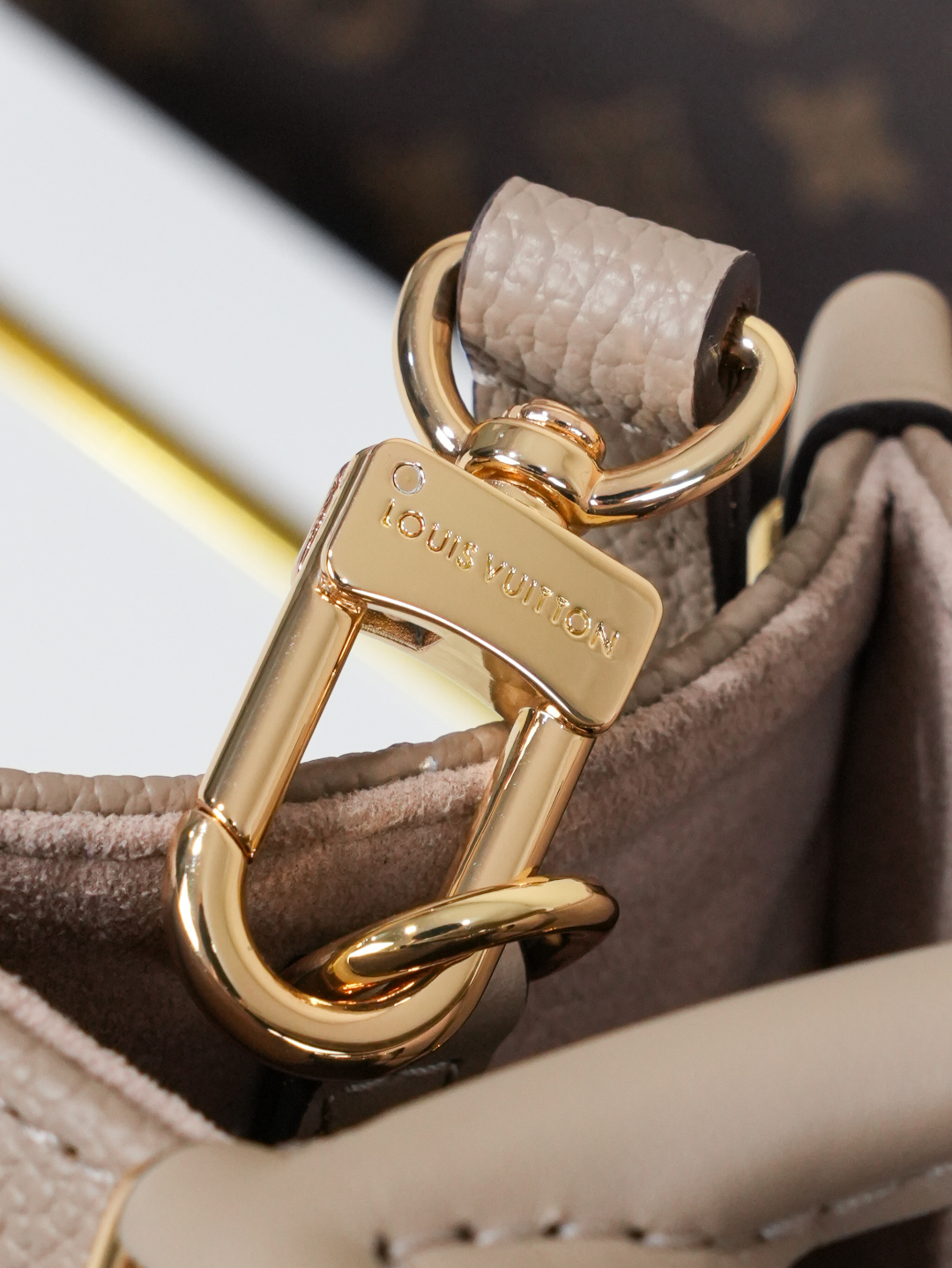 Louis Vuitton Onthego Small Tote Bag in Monogram Empreinte Leather - Image 8