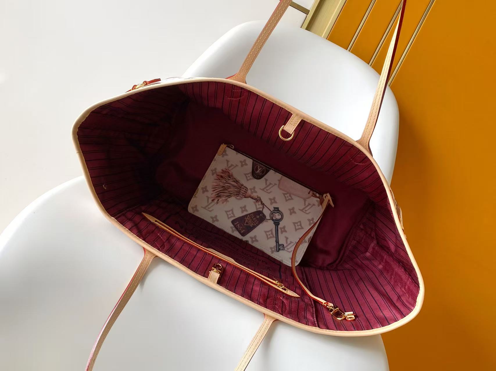 Louis Vuitton Neverfull Bandoulière Inside Out GM Tote Bag - Image 8