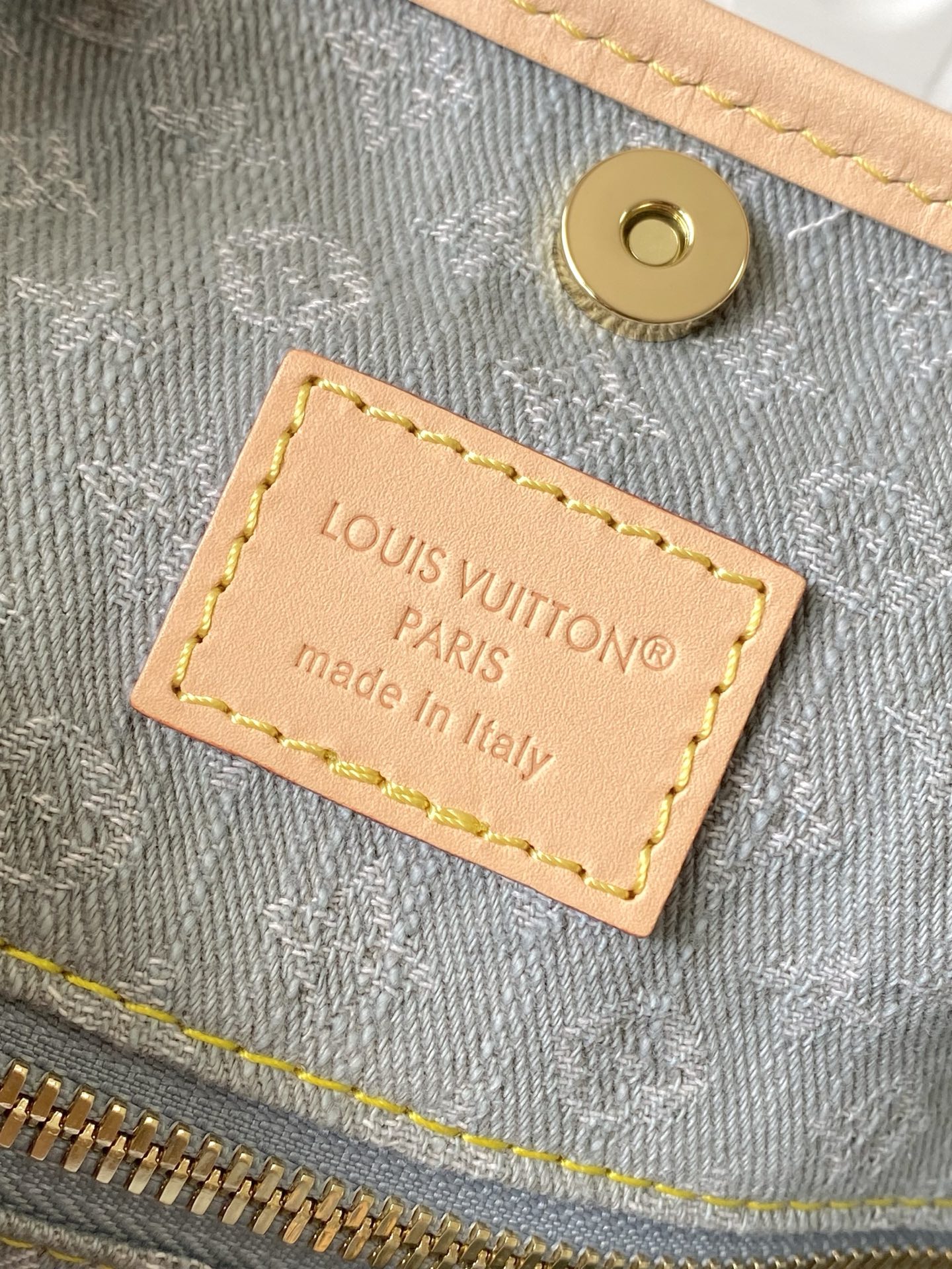 Louis Vuitton CarryAll Medium Tote Bag in Gray Denim - Image 8