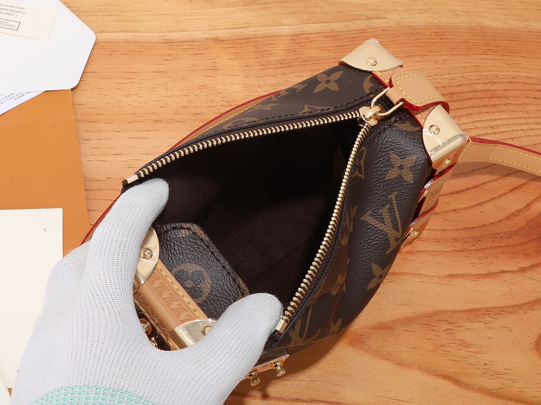 Louis Vuitton Side Trunk Small Handbag - Image 8