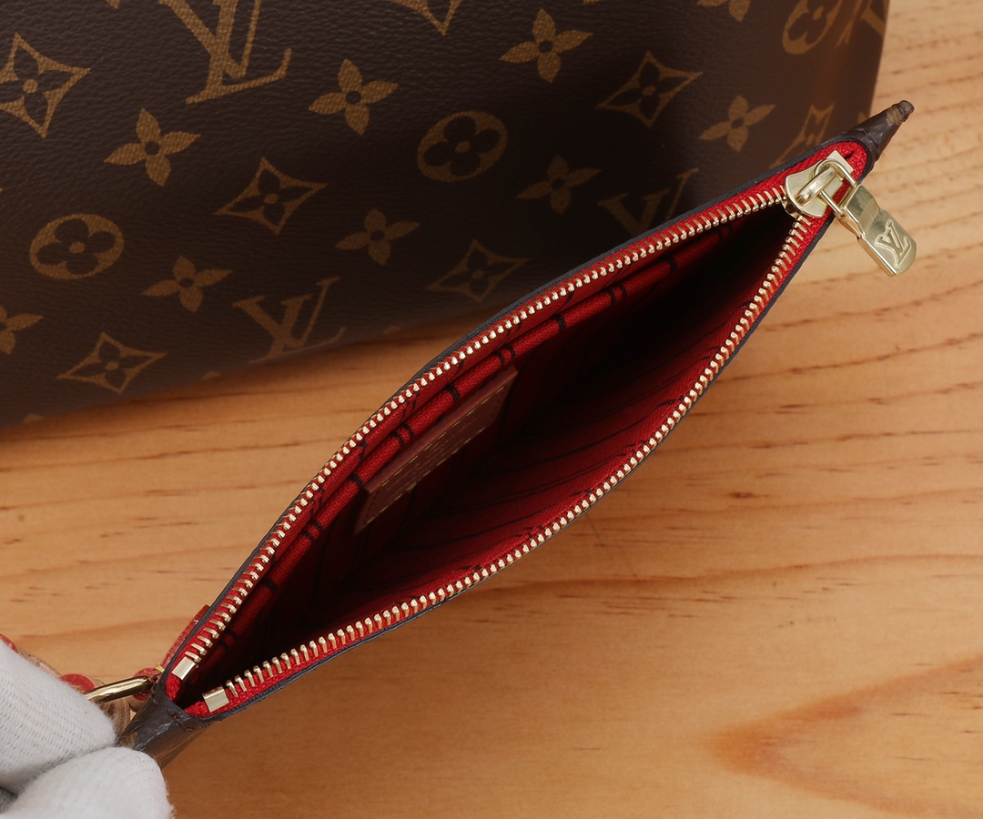 Louis Vuitton Neverfull Small Tote Bag in Damier Azur Canvas - Image 8