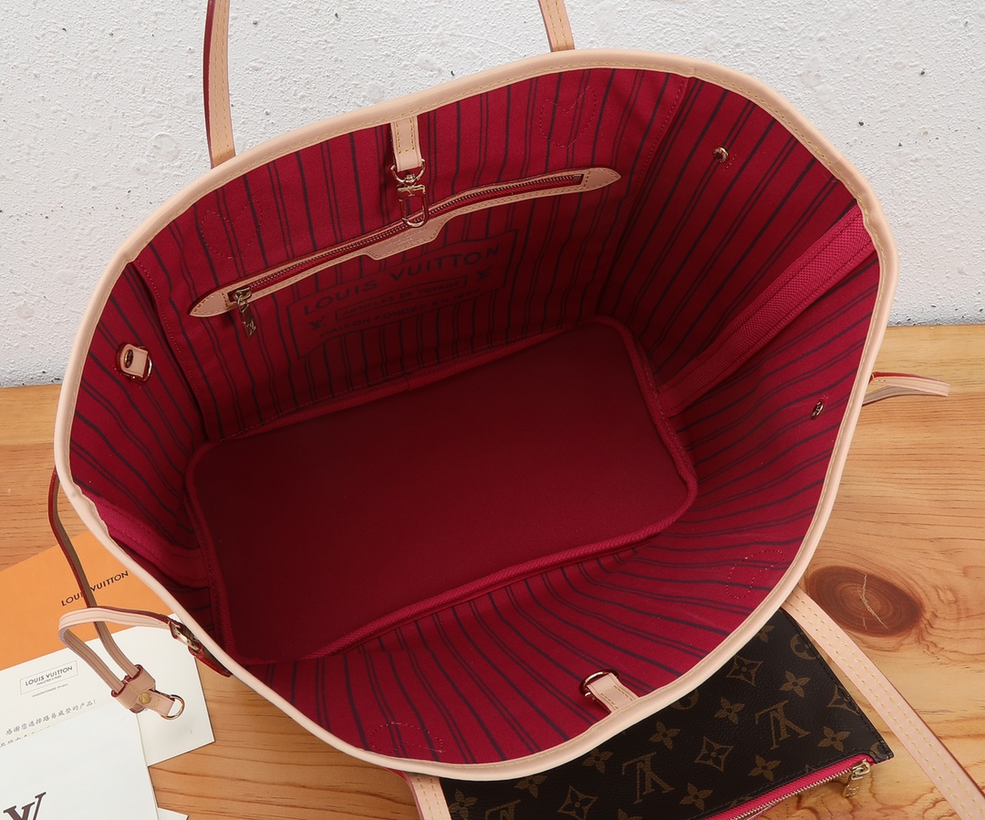 Louis Vuitton Neverfull MM Tote Bag - Image 8