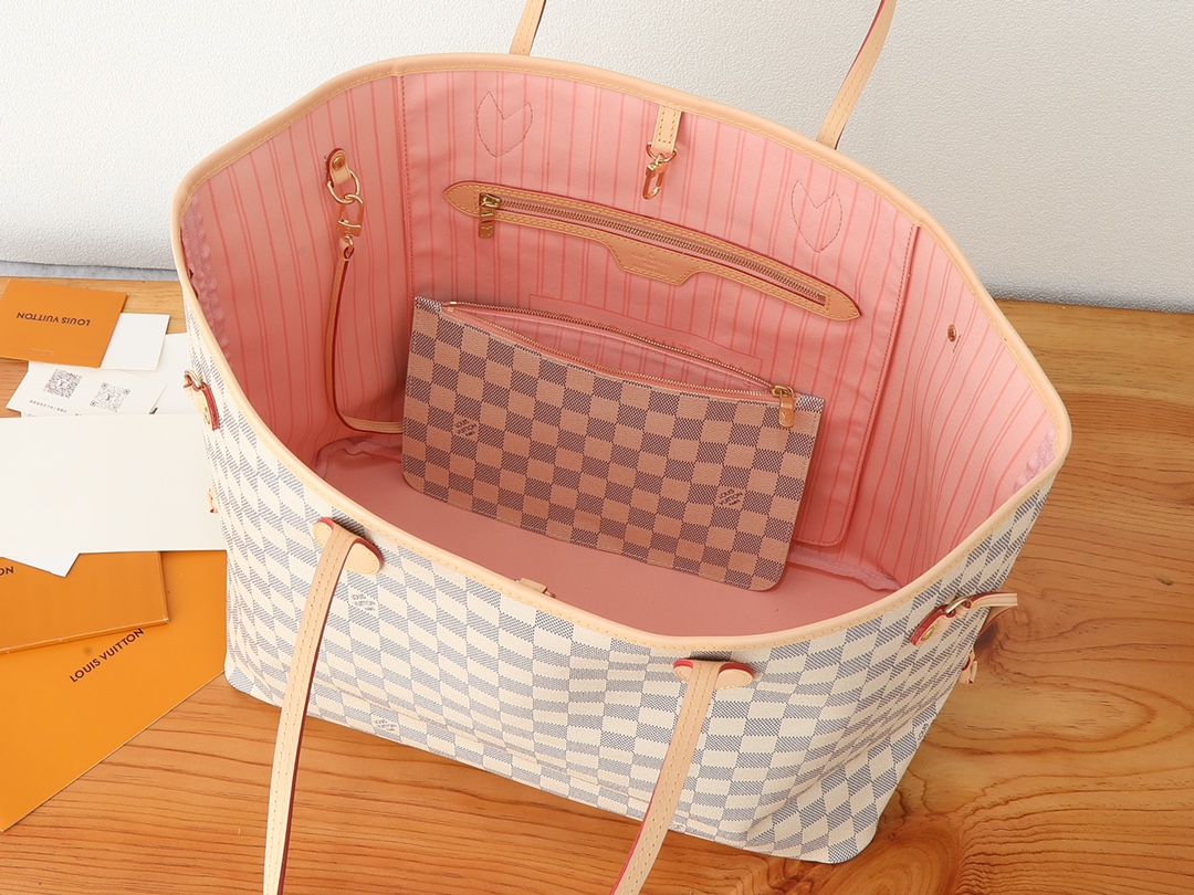 Louis Vuitton Neverfull Large Tote Bag in Damier Azur - Image 8
