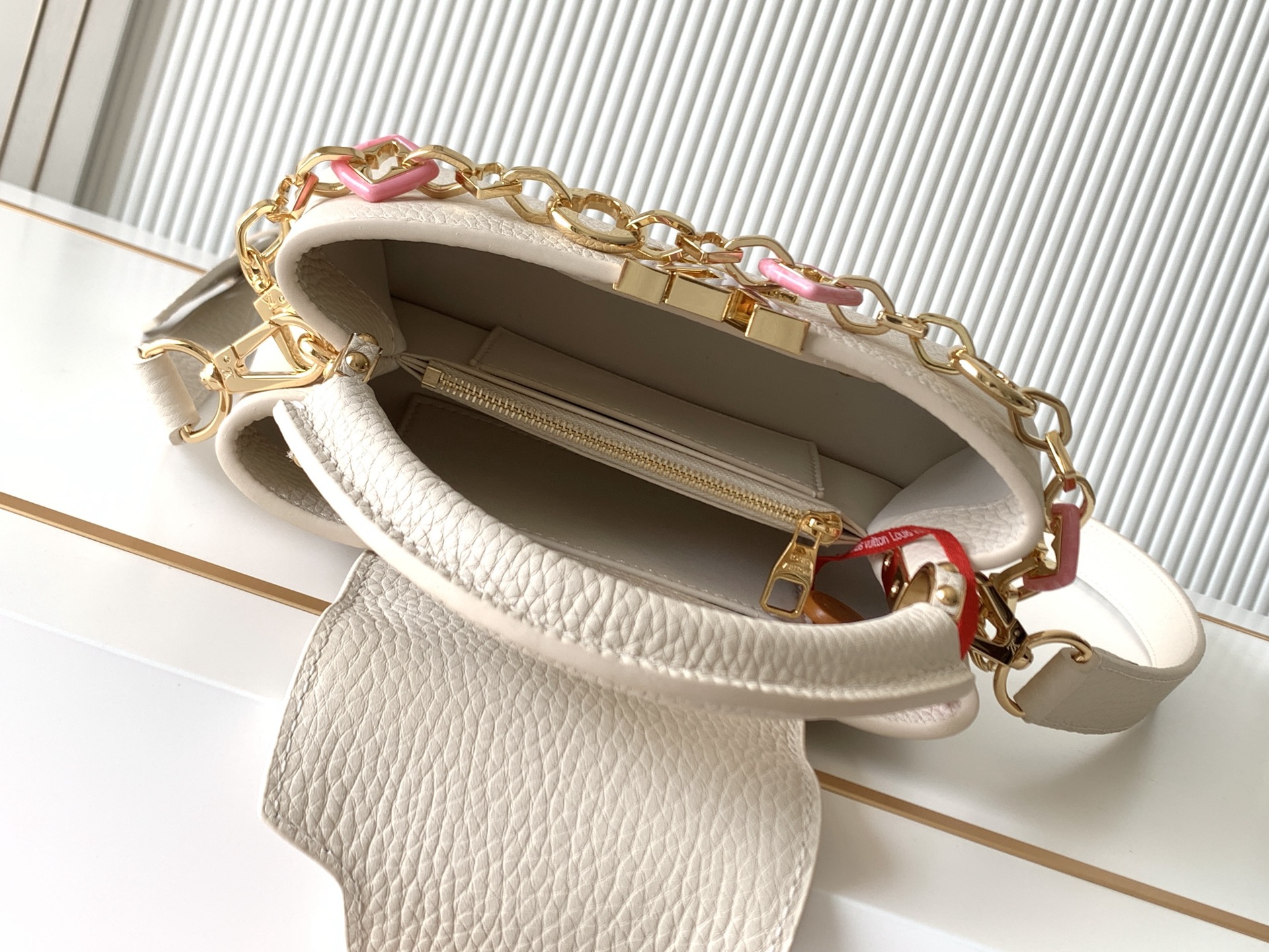 Louis Vuitton Capucines East West Mini Handbag - Image 8