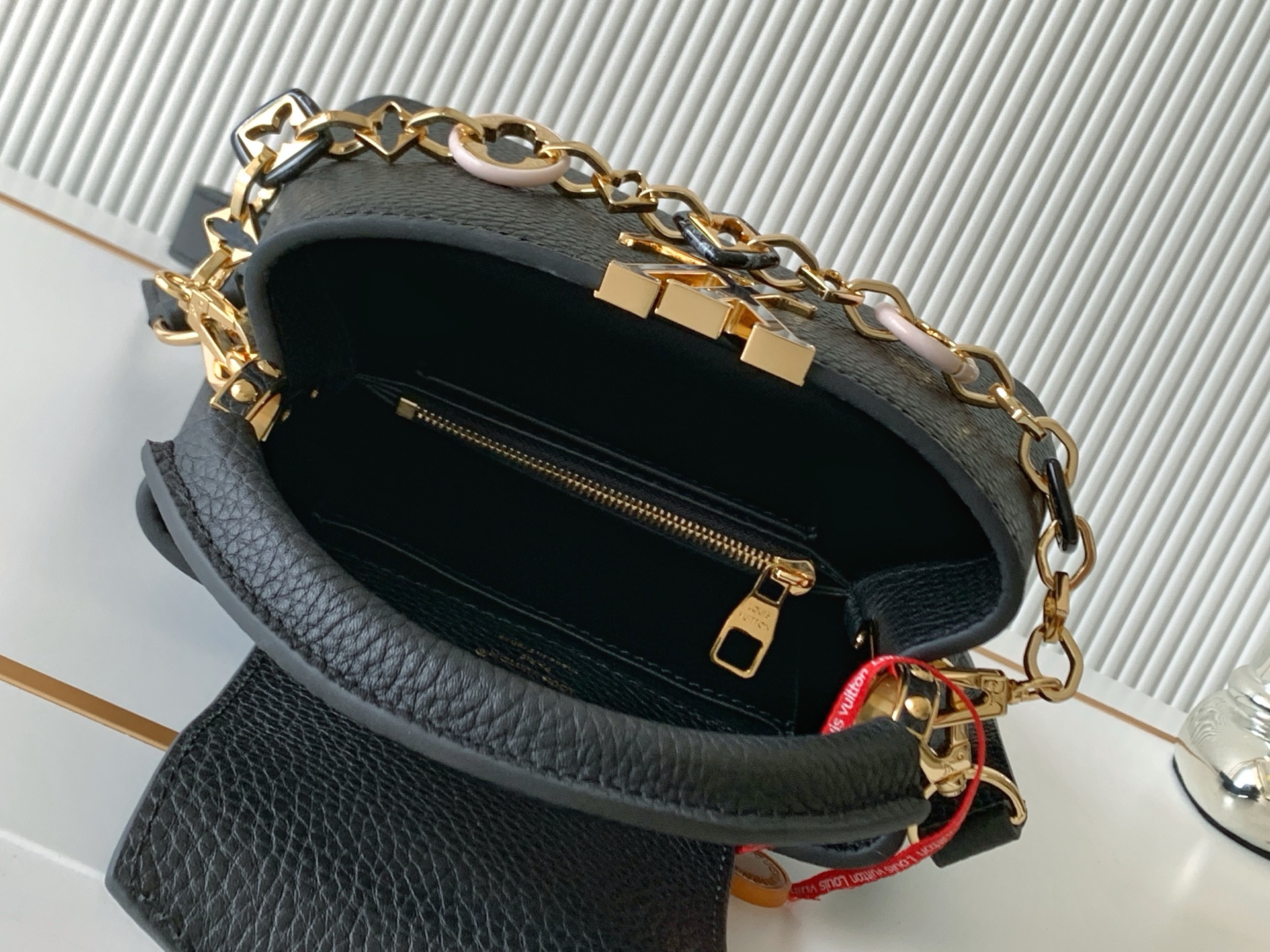 Louis Vuitton Capucines BB Mini Handbag in Black Taurillon Leather - Image 8